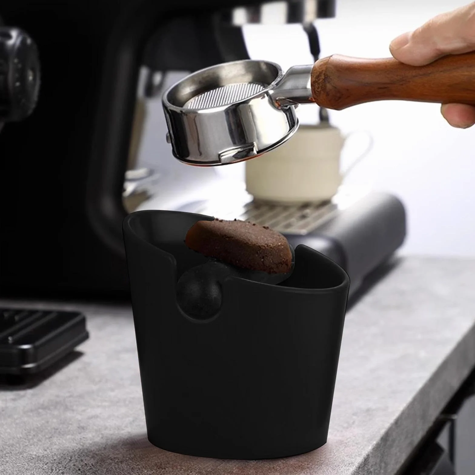 Pojemnik Na Fusy, Antypoślizgowa Gumowa Podstawa, Wyjmowany Uchwyt Ułatwiający Czyszczenie Oraz Akcesoria Przeznaczone Specjalnie Dla Baristów Do Zbierania I Recyklingu Fusów Po Kawie