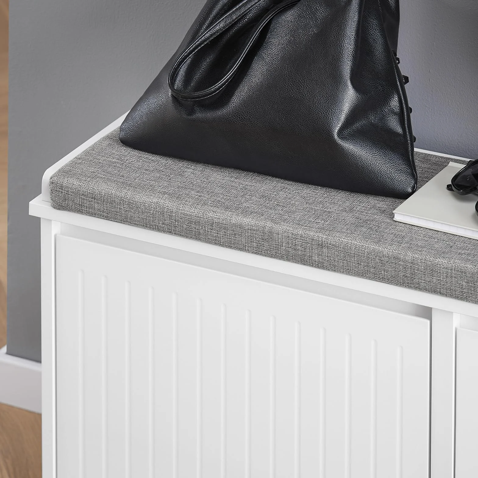 SoBuy FSR98-XL-W Szafka na buty ławka z poduszką do siedzenia komoda z 2 klapami z szufladami,100 x 26 x 46 cm