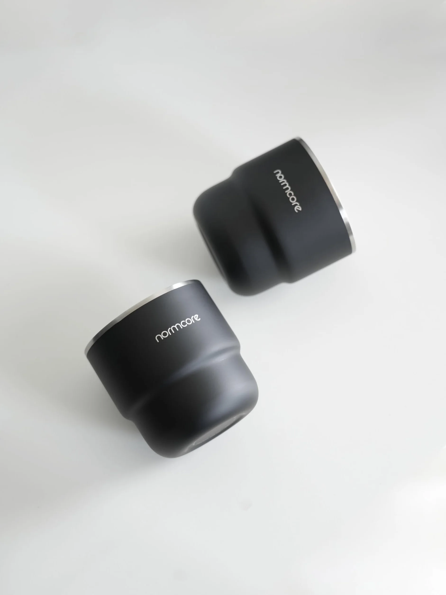 Normcore Filiżanki do kawy espresso 200 ml kubki ze stali nierdzewnej z powłoką ceramiczną 2 sztuki czarne