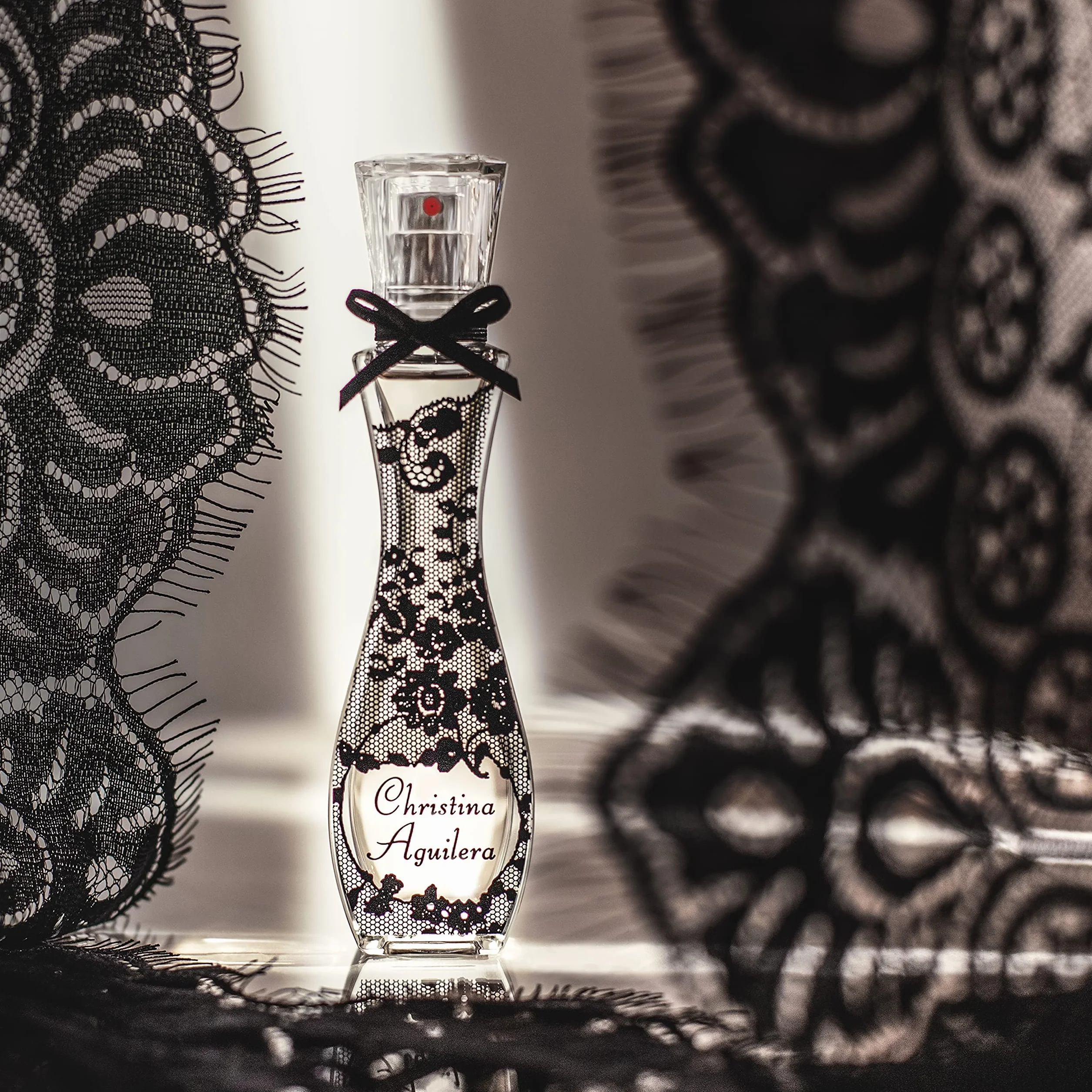 Christina Aguilera - Signature, perfumy damskie, kwiatowe i orientalne, z nutami jaśminu, piwonii i wanilii, egzotyczny aromat, słodycz i zmysłowość, perfumy dla kobiet – 15 ml