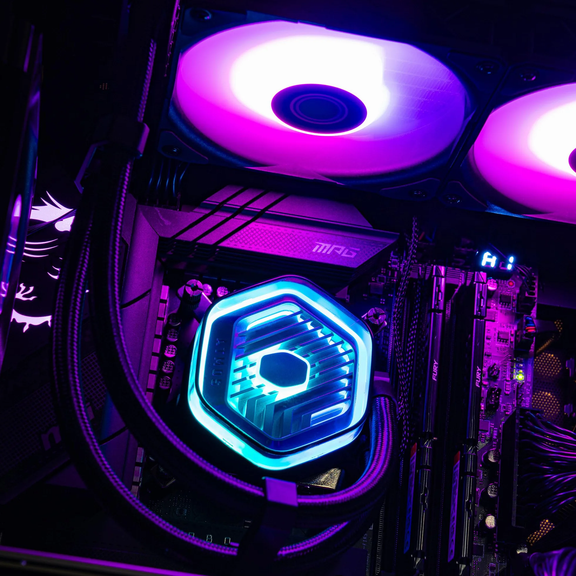 Cooler Master MasterLiquid Atmos 360 Black Chłodnica Cieczy CPU - System Chłodzenia Wodnego AIO, Dwukomorowa Pompa, Zainstalowane Wentylatory Sickleflow 120 Edge, Adresowalne RGB Gen 2, LGA1700 i AM5