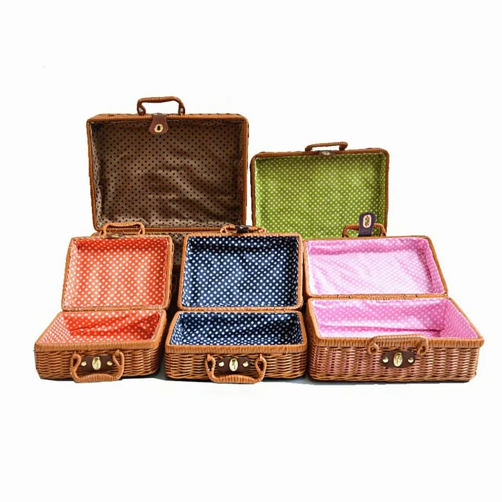Przechowywanie Makijaż Przenośna rattanowa torebka Materiał ochronny Imitacja Walizka Retro Pudełko do przechowywania kosmetyków Toaletka, B, 34x24x14cm