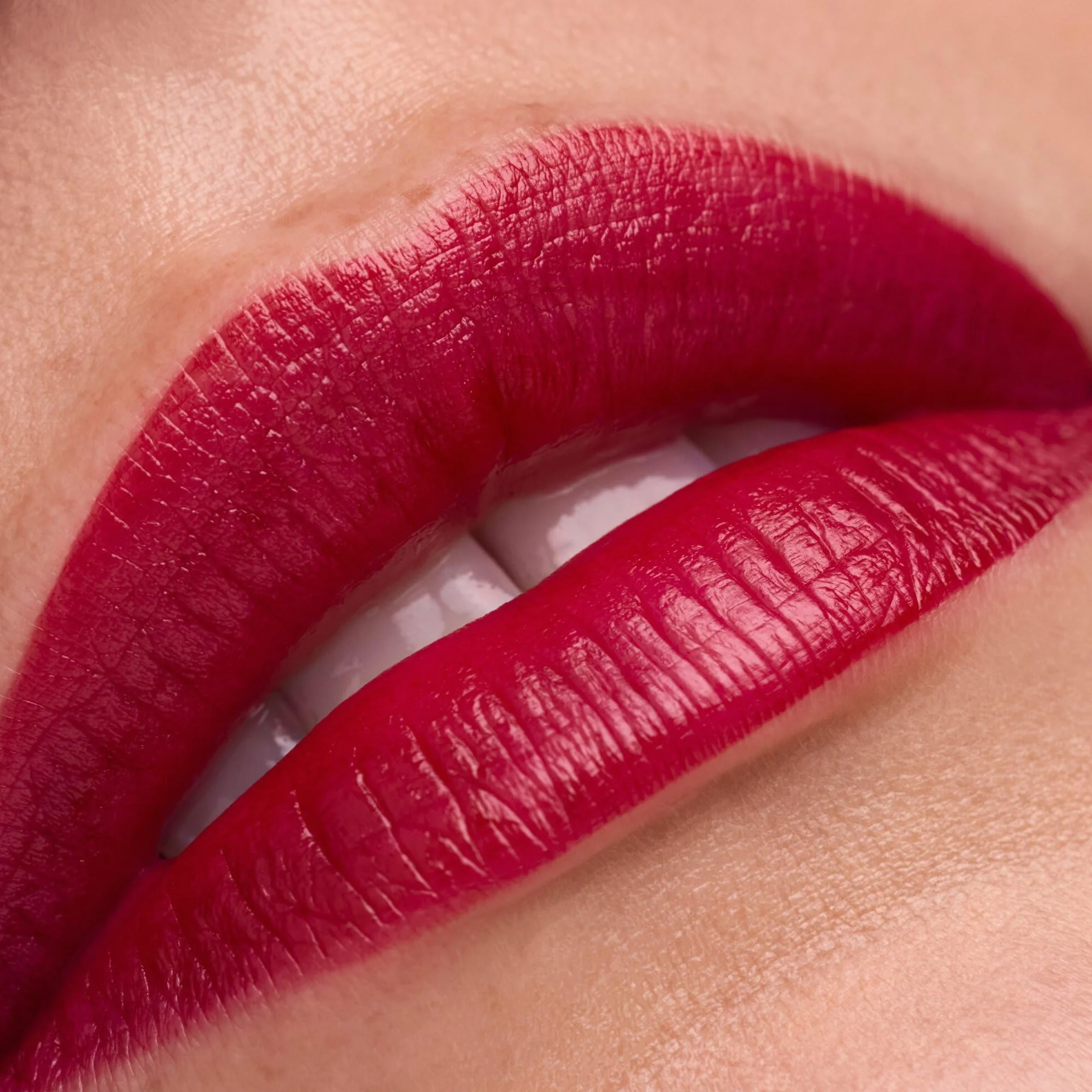 Catrice Tint do ust Water Glaze, wyraźny wynik, efekt koloryzujący, intensywny kolor (4ml)