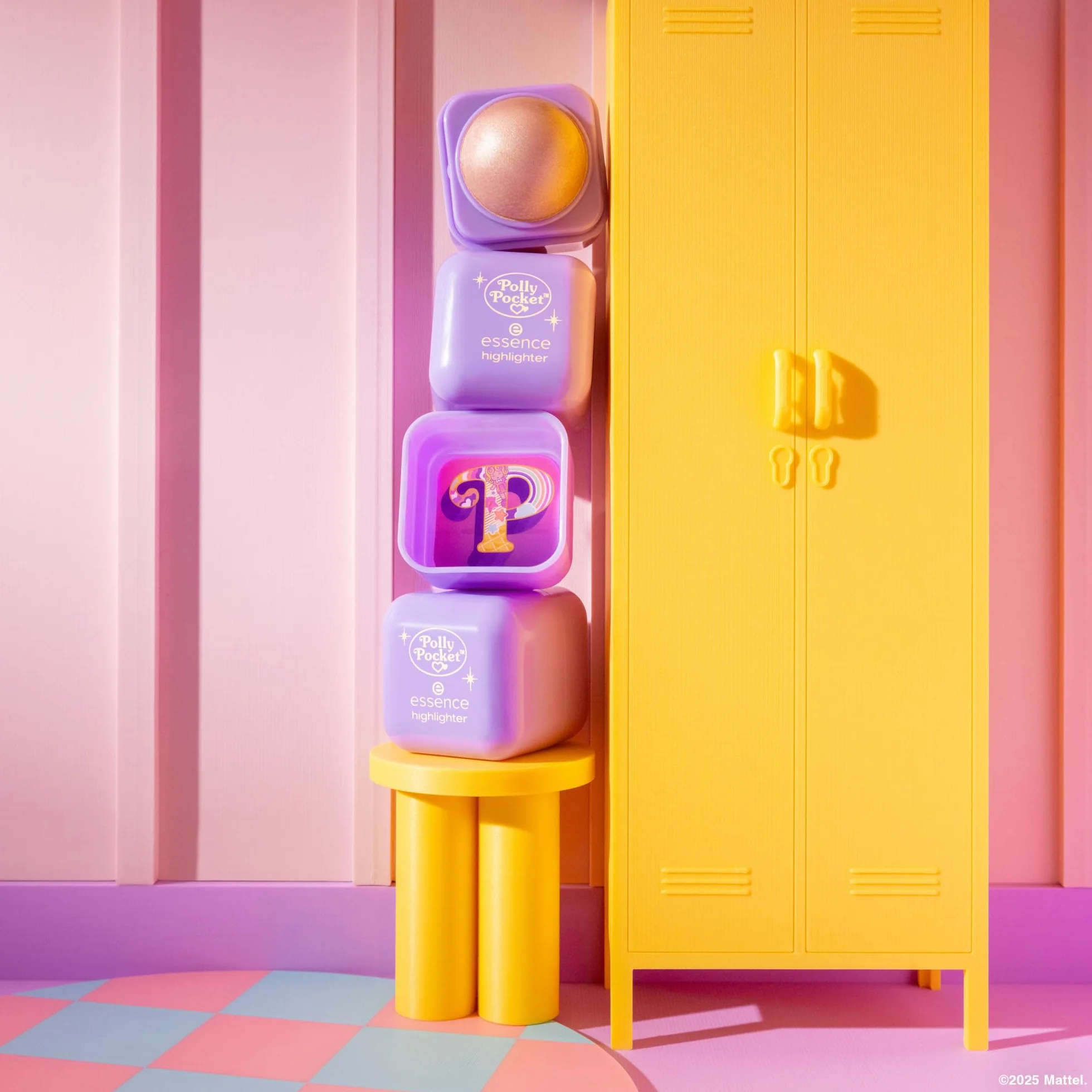 essence Rozświetlacz do twarzy Polly Pocket highlighter, mieniący się (6.1g)