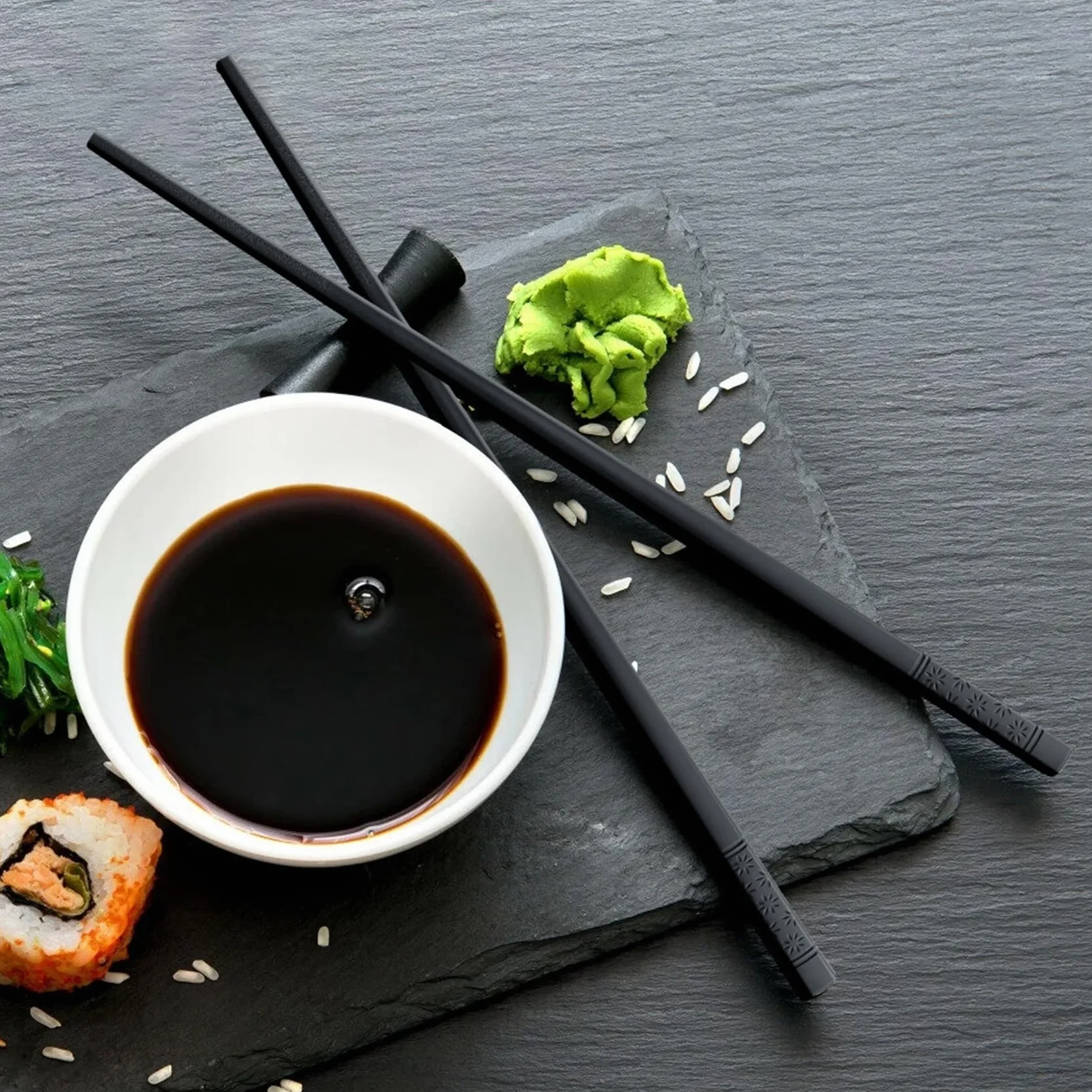 Pałeczki z włókna szklanego 8 par wielokrotnego użytku japońskie chińskie z wzorami sakura do mycia w zmywarce zestaw do sushi makaronu