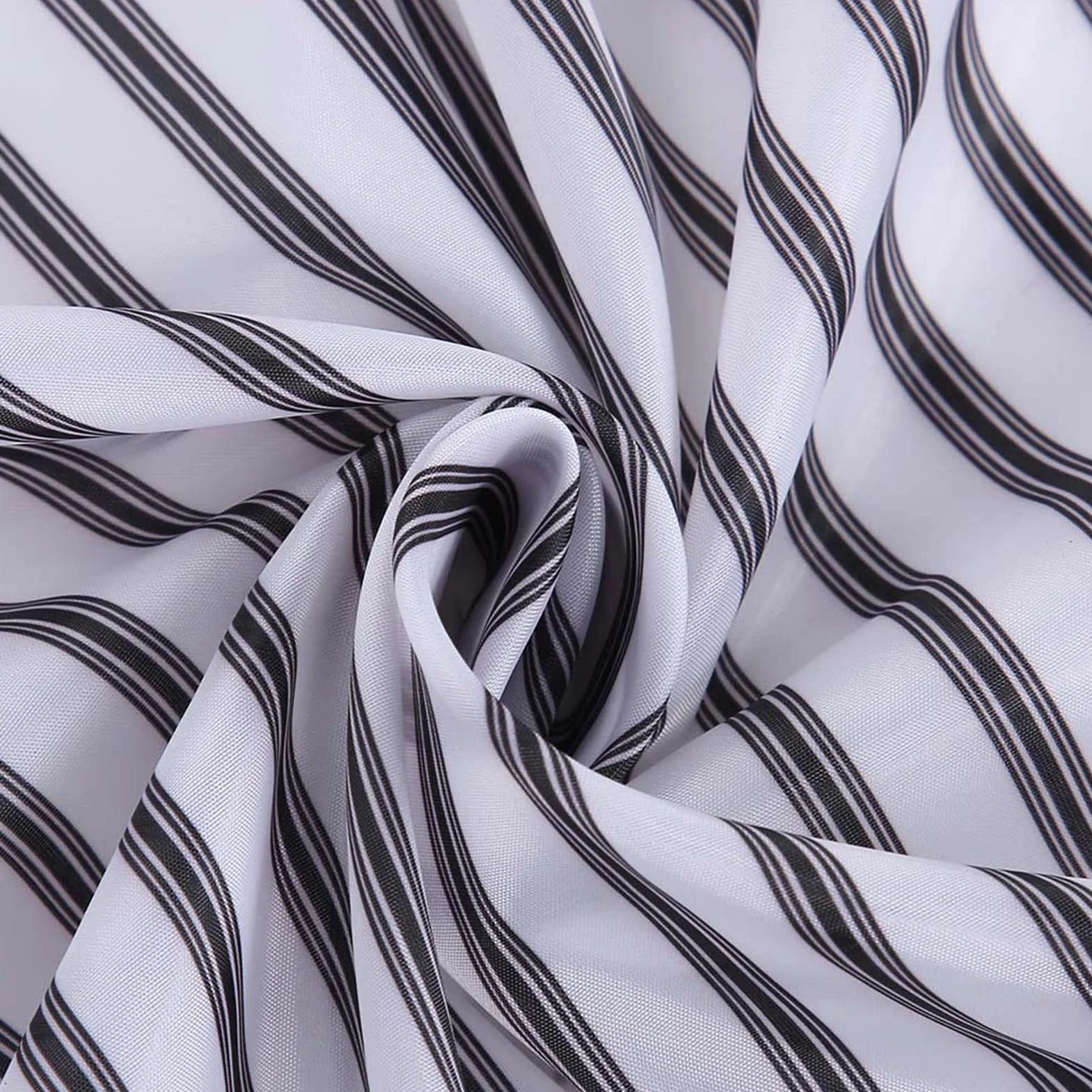 BRRNOO Peleryna, Wodoodporny Fartuch Fryzjerski, Peleryna Statyczna Strzyżenia 150x135cm Nylon do Strzyżenia i Farbowania w Salonach i Sklepach