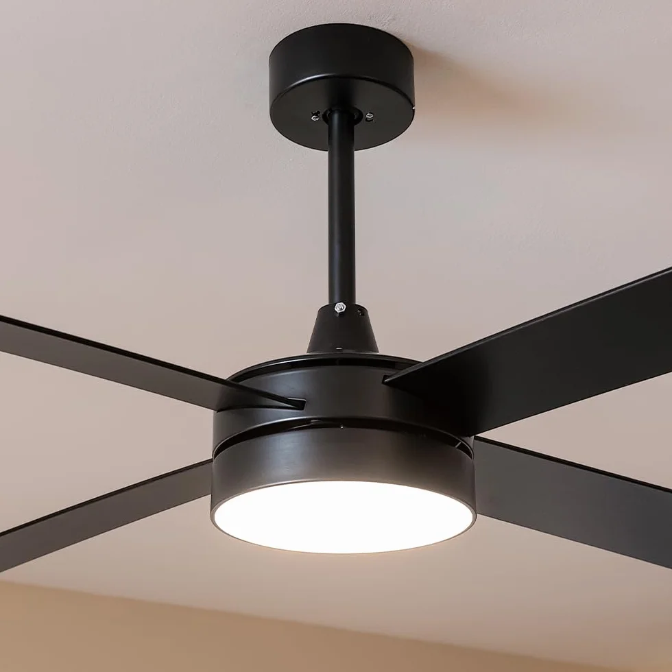 Cecotec Wentylator sufitowy EnergySilence Aero 5200 Black Line 60 W 52” z oświetleniem LED, pilotem, 3 prędkościami, 4 łopatkami i trybem zima-lato.