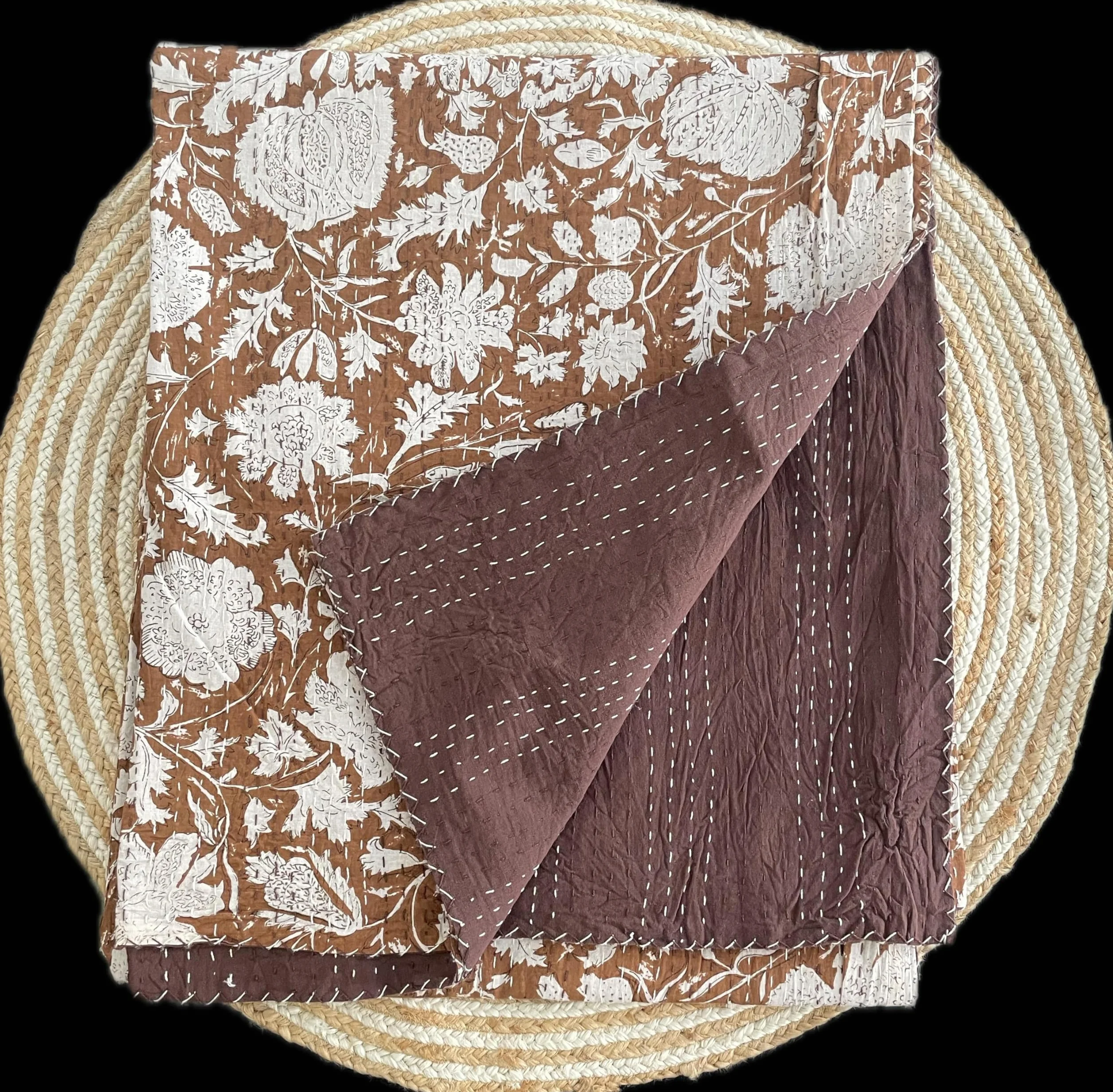 Koc Kantha bawełniany ręcznie robiony narzuta queen size 152x228 cm boho ciemnobrązowy