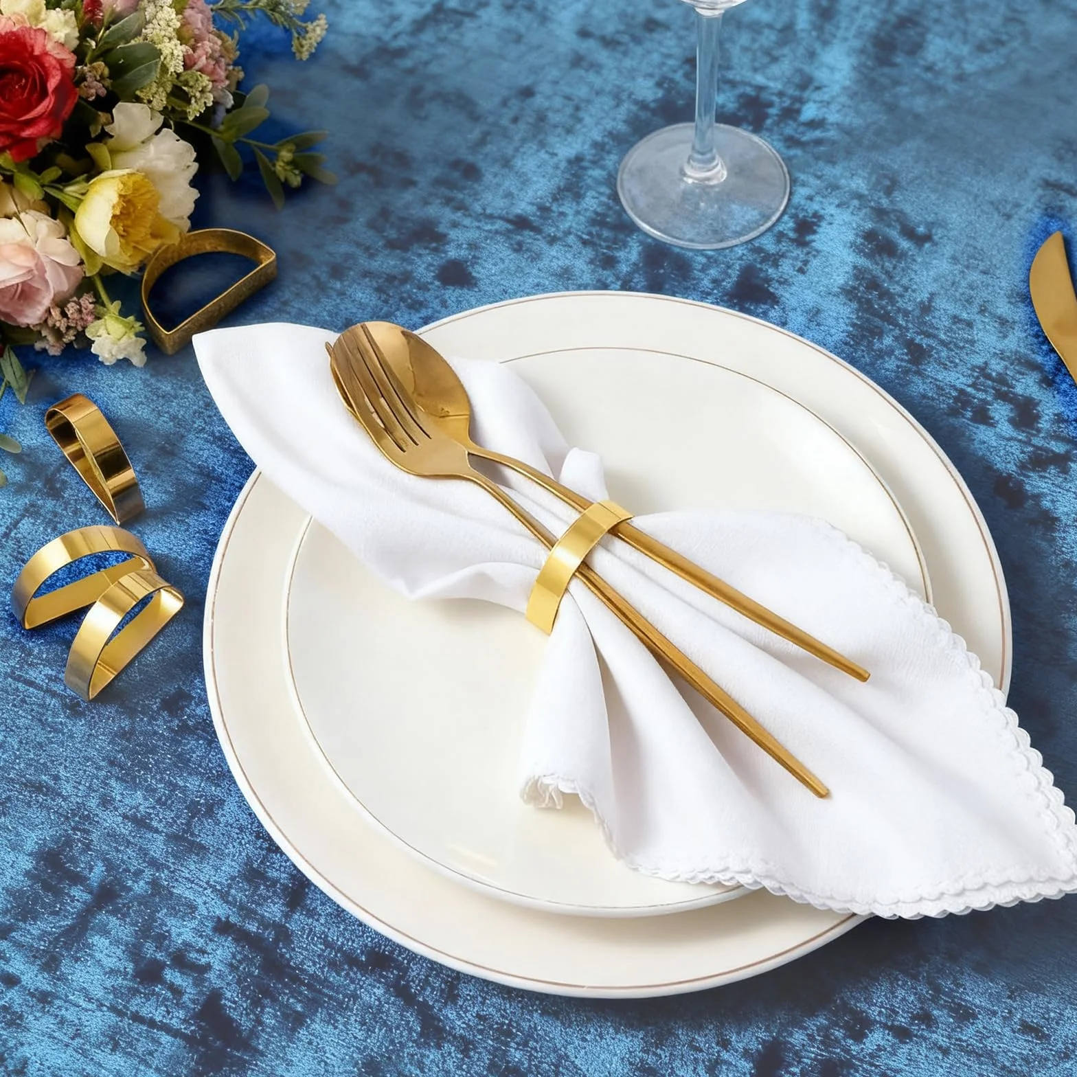 Pierścienie na serwetki złote 12 szt. Eleganckie klamry do serwetek, Pierścienie na serwetki Boże Narodzenie Napkin Rings z metalu do dekoracji stołu Walentynki Wielkanoc Wesele Boże Narodzenie
