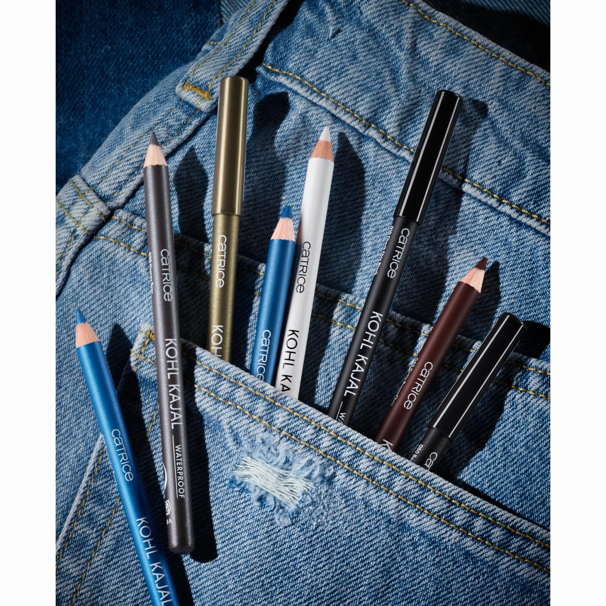 Catrice Wodoodporna kredka do oczu Kohl Kajal, konturowanie, matowy (0.78g)