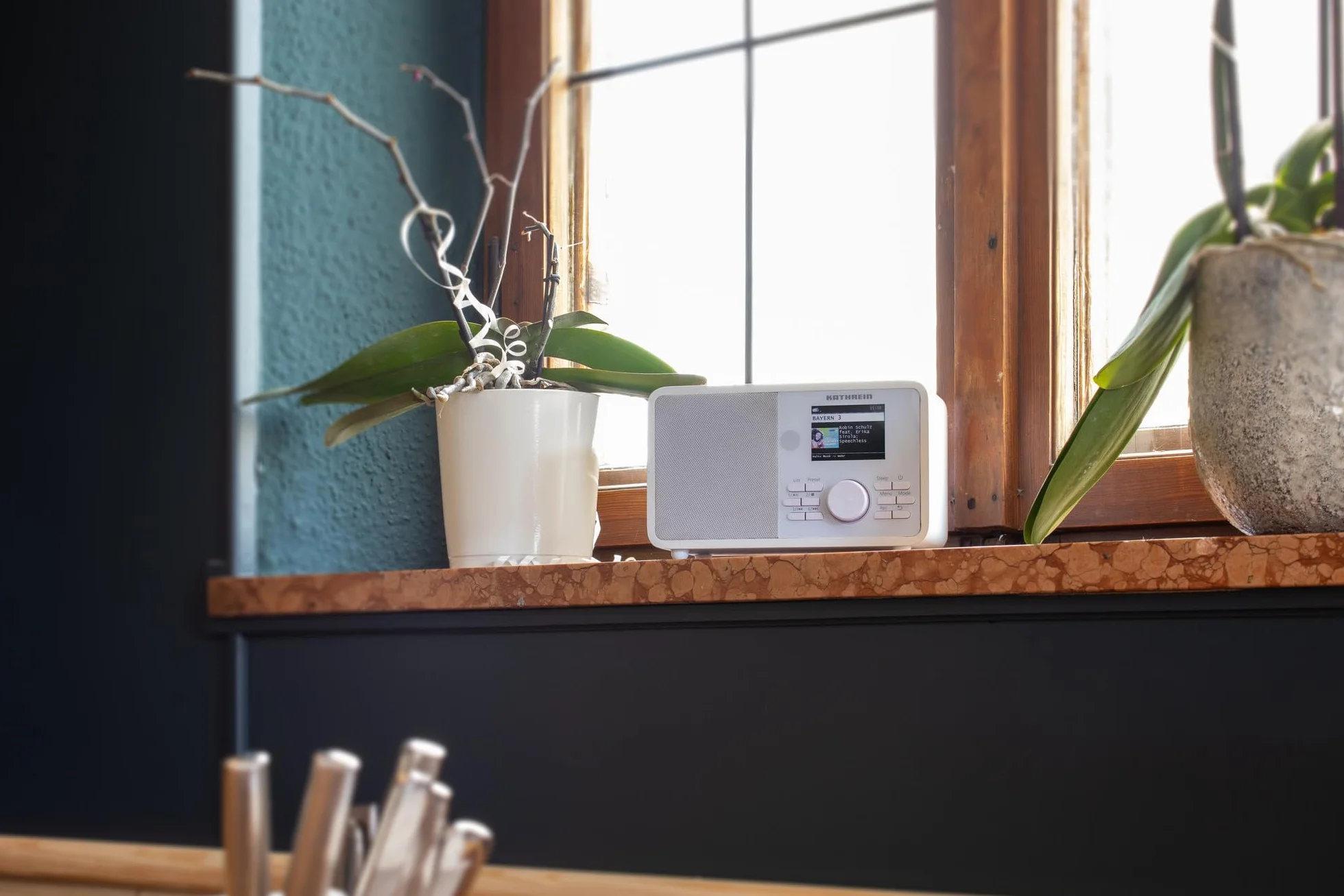 KATHREIN Dab+ Link M11 - Dab+/Internet Radio (Mono, 15 W, strumieniowe przesyłanie audio Bluetooth i funkcja nadawania, usługi przesyłania strumieniowego, takie jak Deezer, Tidal itp., nagrywanie