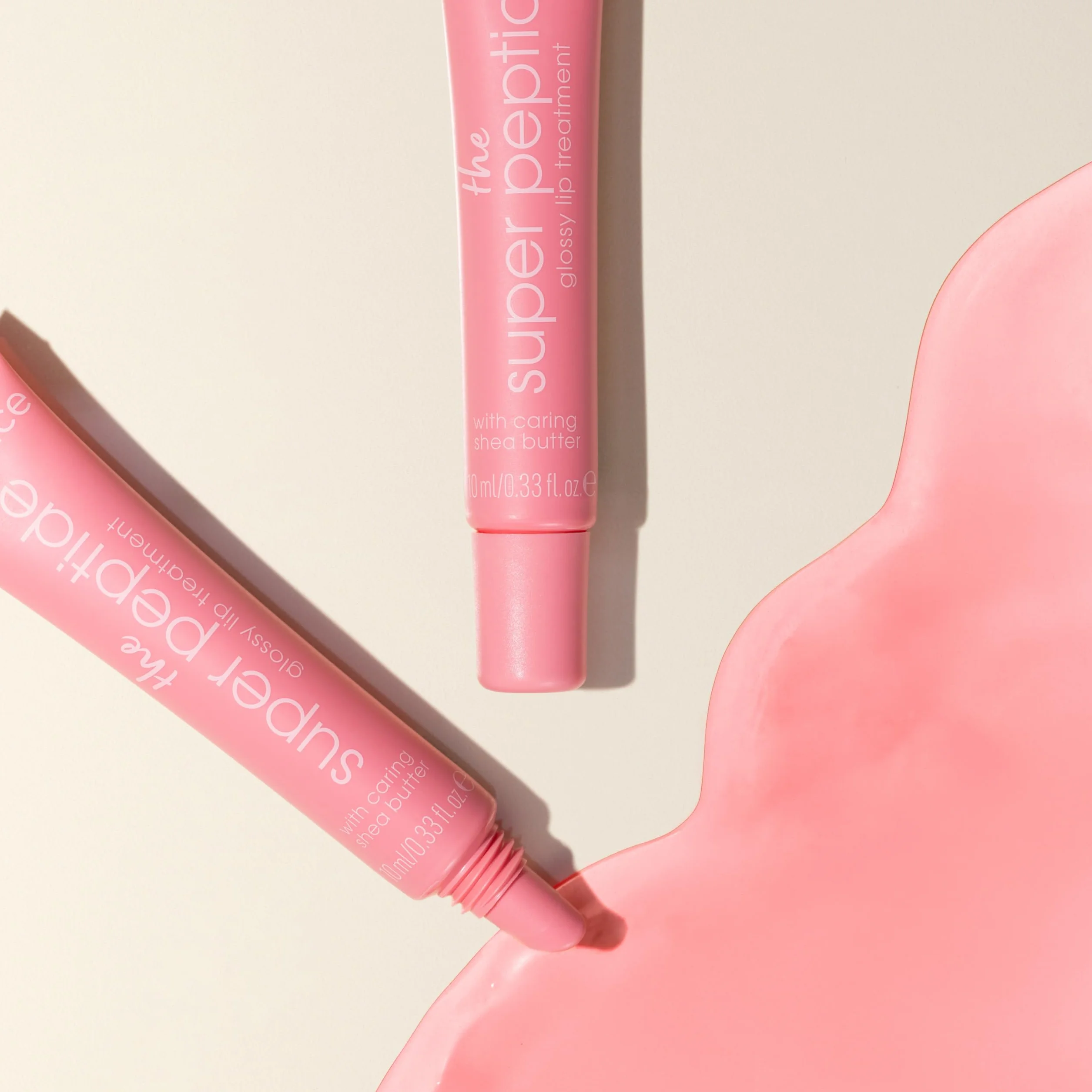 essence Balsam do ust the super peptide glossy lip treatment, wygładzanie, z witaminami, opieka, błyszczący (10ml)