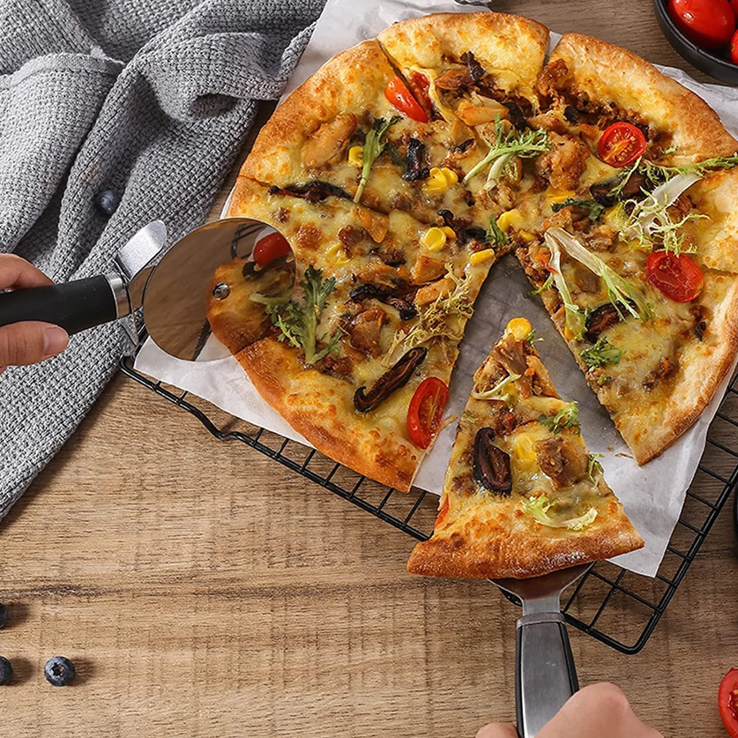 Nóż do pizzy, wałek do pizzy ze stali nierdzewnej – bez trudu dzieli pizzę na kawałki, poręczny nóż do pizzy z ochroną palców