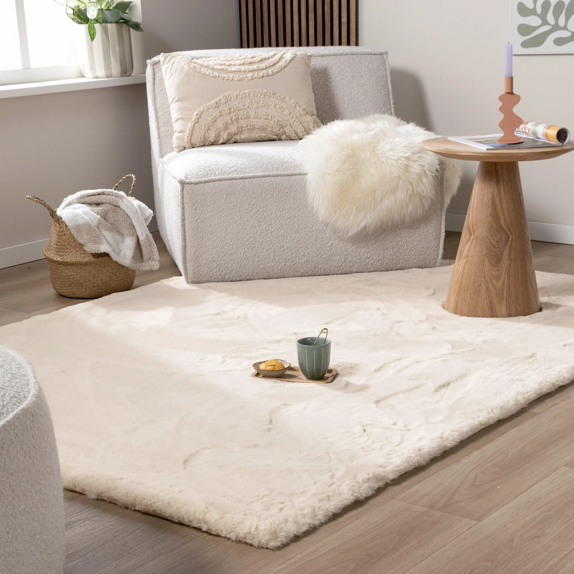 FRAAI | Home & Living Miękki dywan z długim włosiem - Comfy Supreme Kremowy - Poliester - Klasyczny, Rustykalny, Nowoczesny, Skandynawski - Dywan