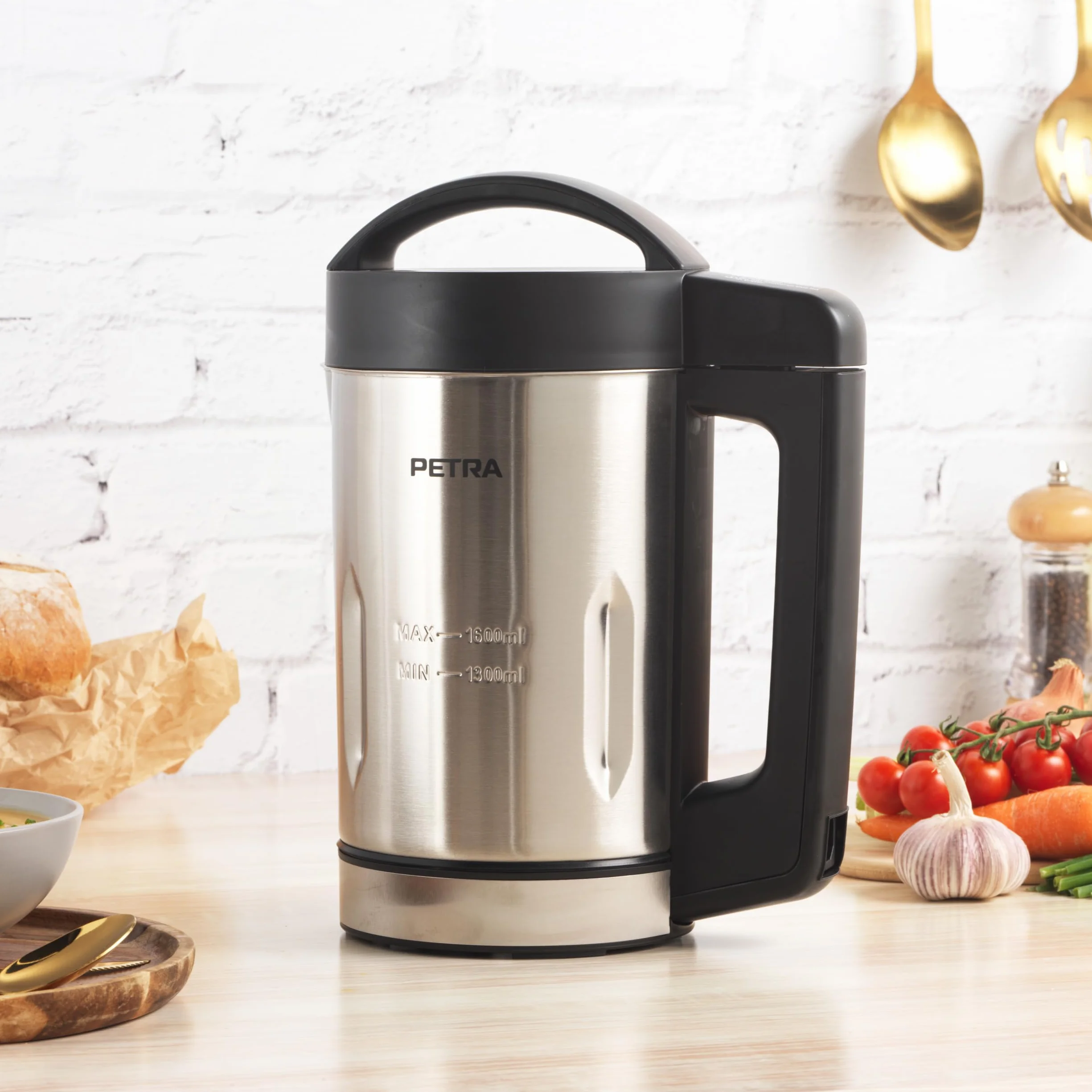 Petra PT5118V2VDEEU10 dzbanek ze stali nierdzewnej 1,6 l 900 W cyfrowy panel sterowania