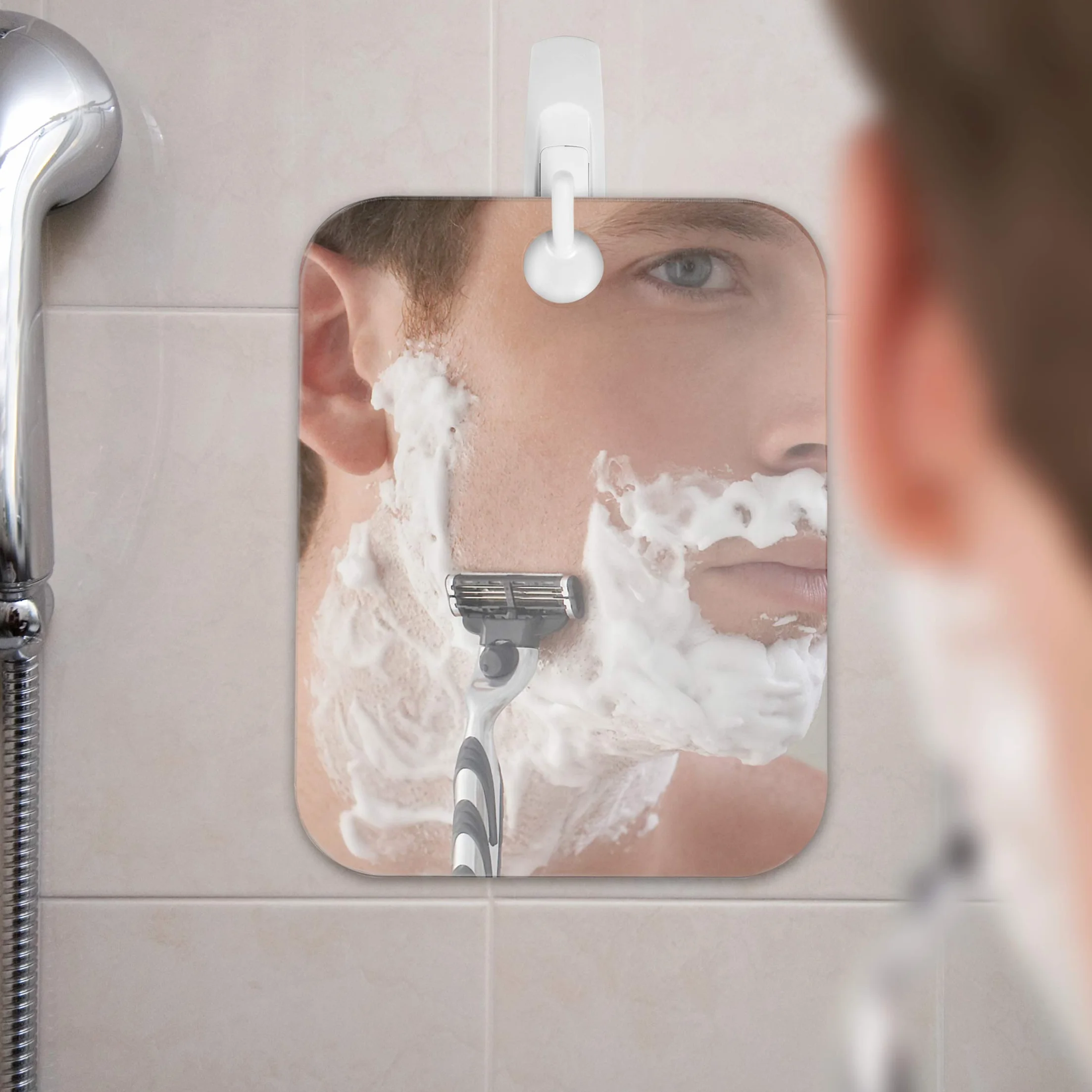 Shave Well Lustro Łazienkowe Deluxe, Lustro Nieparujące - Duże Lustro Łazienkowe - Haczyk Samoprzylepny - Lustro Nietłukące, Podręczne i Bez Ramy - Idealne w Podróży i na Siłownię