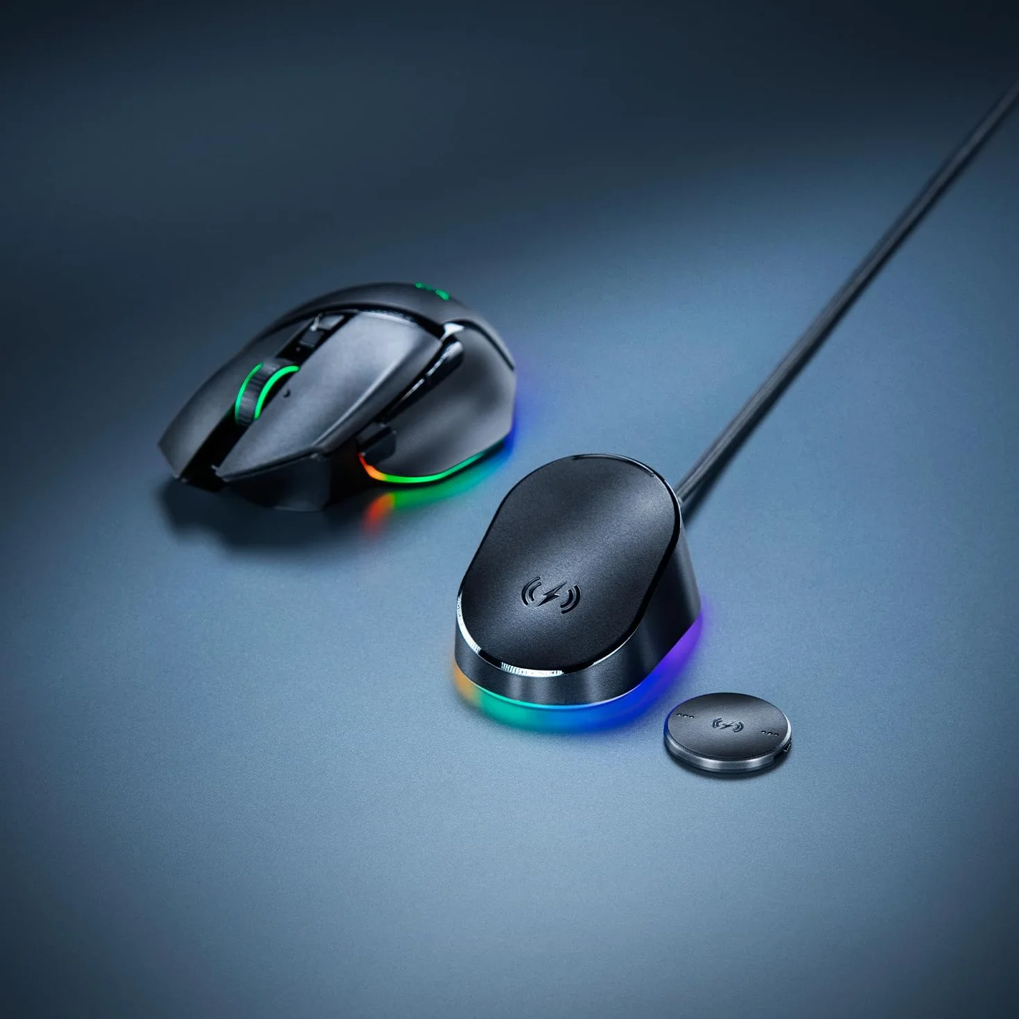 Razer Stacja dokująca do myszy i krążek ładujący – magnetyczna bezprzewodowa stacja ładująca i moduł ładujący dla kompatybilnych myszy (magnetyczna stacja dokująca ze statusem ładowania oświetlenie