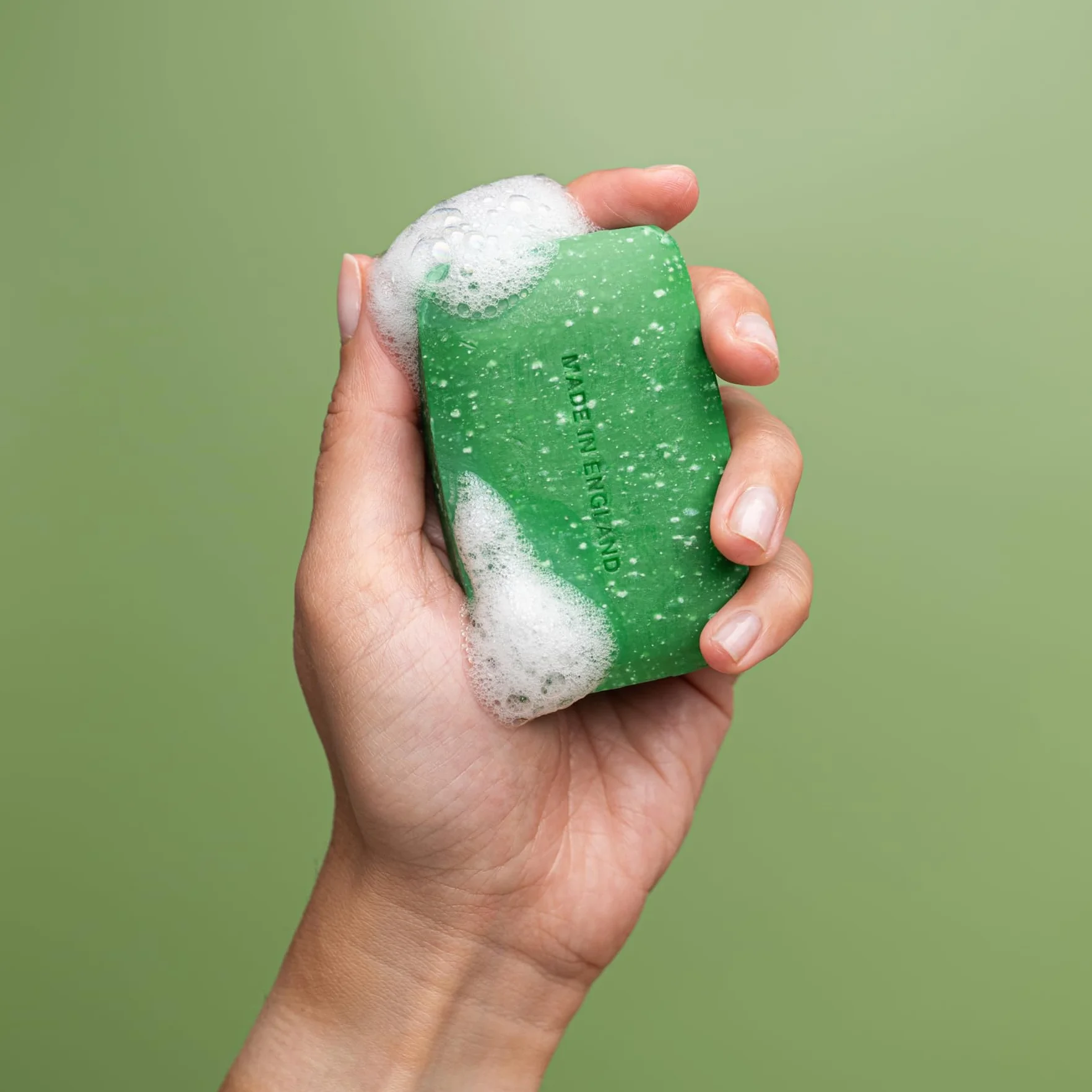 Revitale Advanced Peppermint & Pumice Foot Scrub Soap – Eksfoliująca i rewitalizująca kostka do stóp