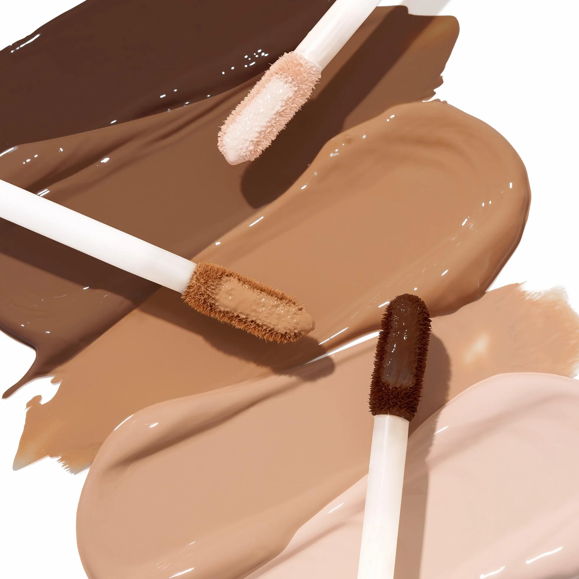 Wet n Wild Megalast Incognito Pełne Przykrycie Korektora, Lekka, Bogato Napigmentowana Cieczowa Korektor, Wzmacnialna Formuła Średniego do Pełnego Przykrycia i Matowe Wykończenie, Jasny Beżowy Odcień