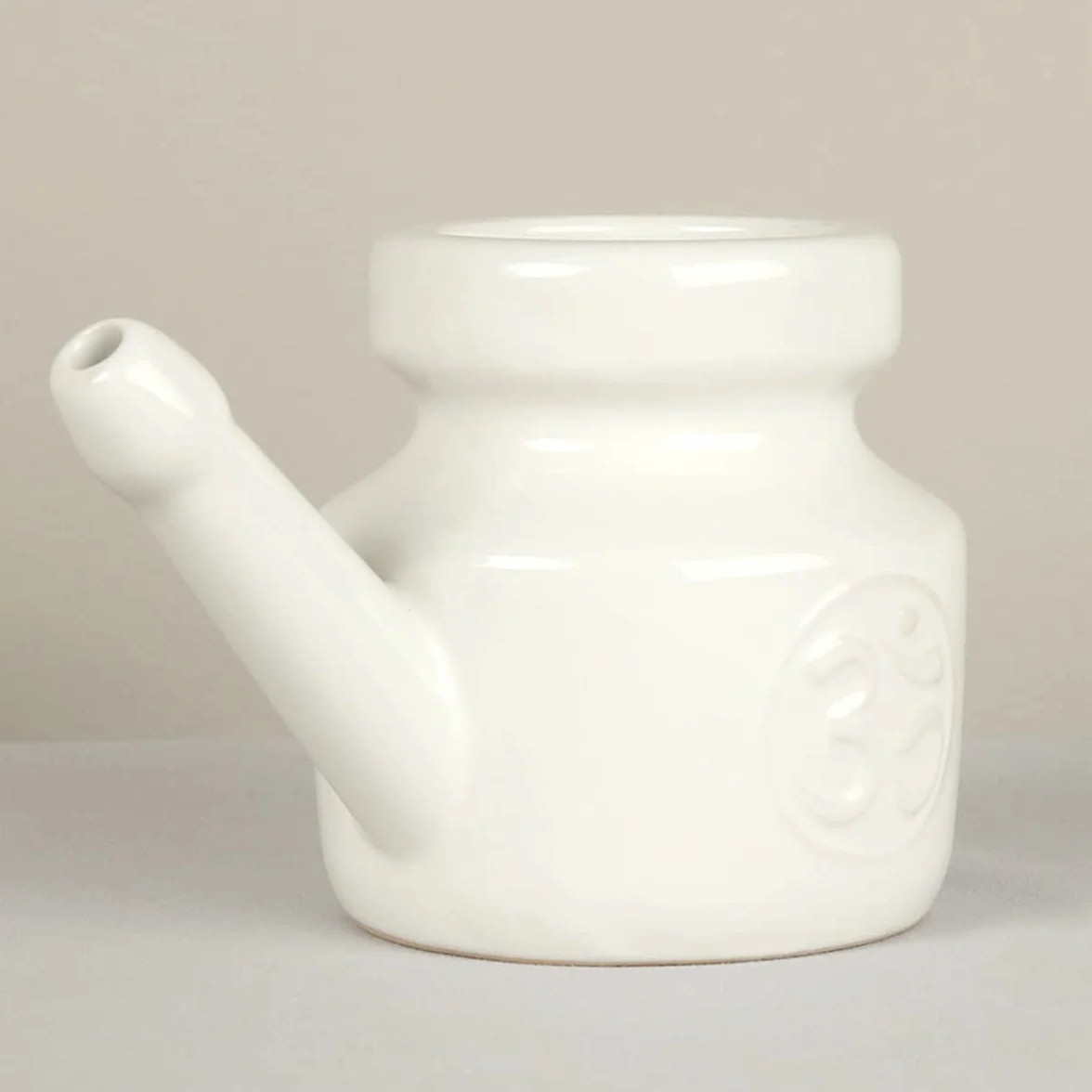Ceramiczny garnek Neti 350 ml trwały szczelny wylewka do płukania biały
