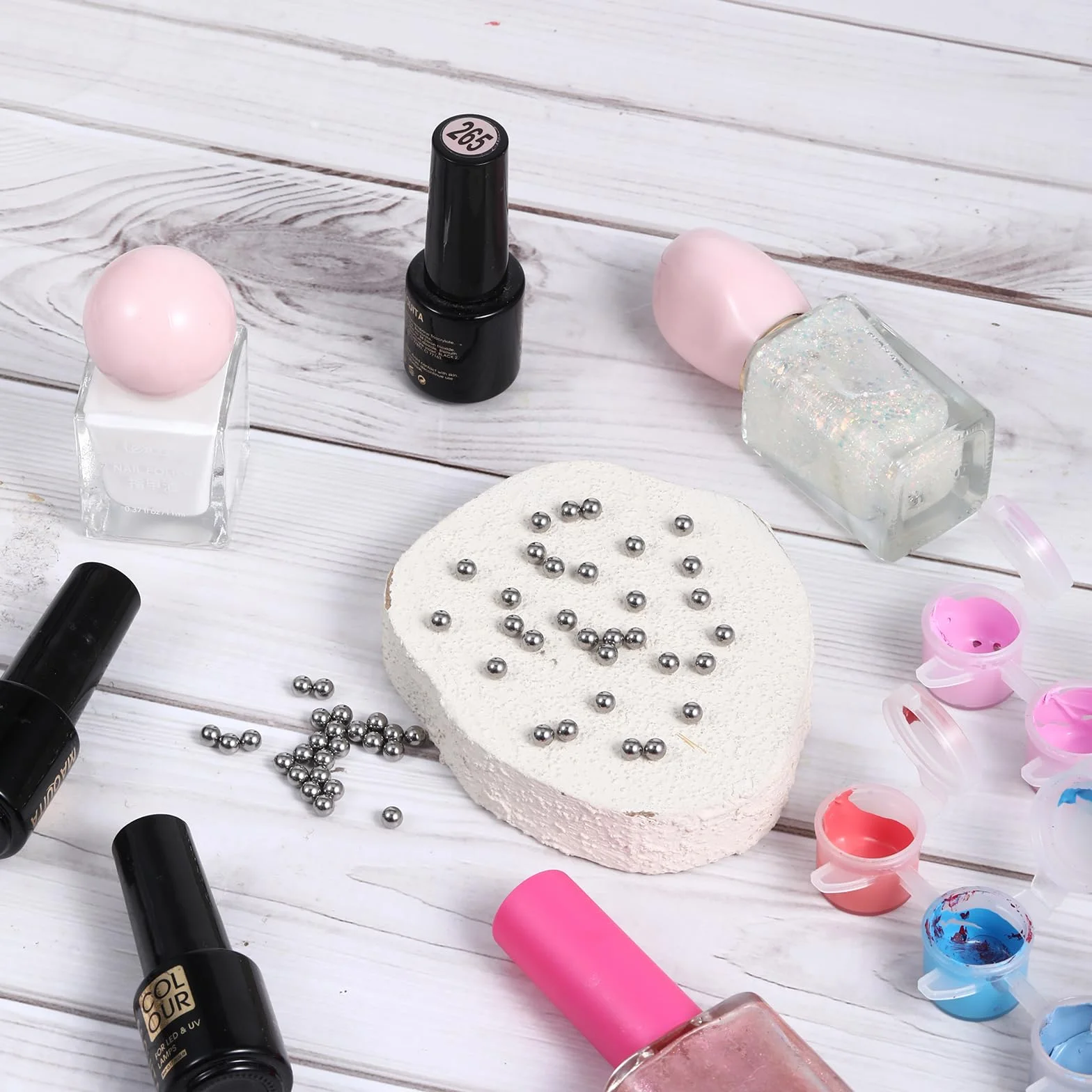 100 sztuk kulek mieszanych 4 mm/lakier paznokci, stahl nierdzewna do mieszania lakierow