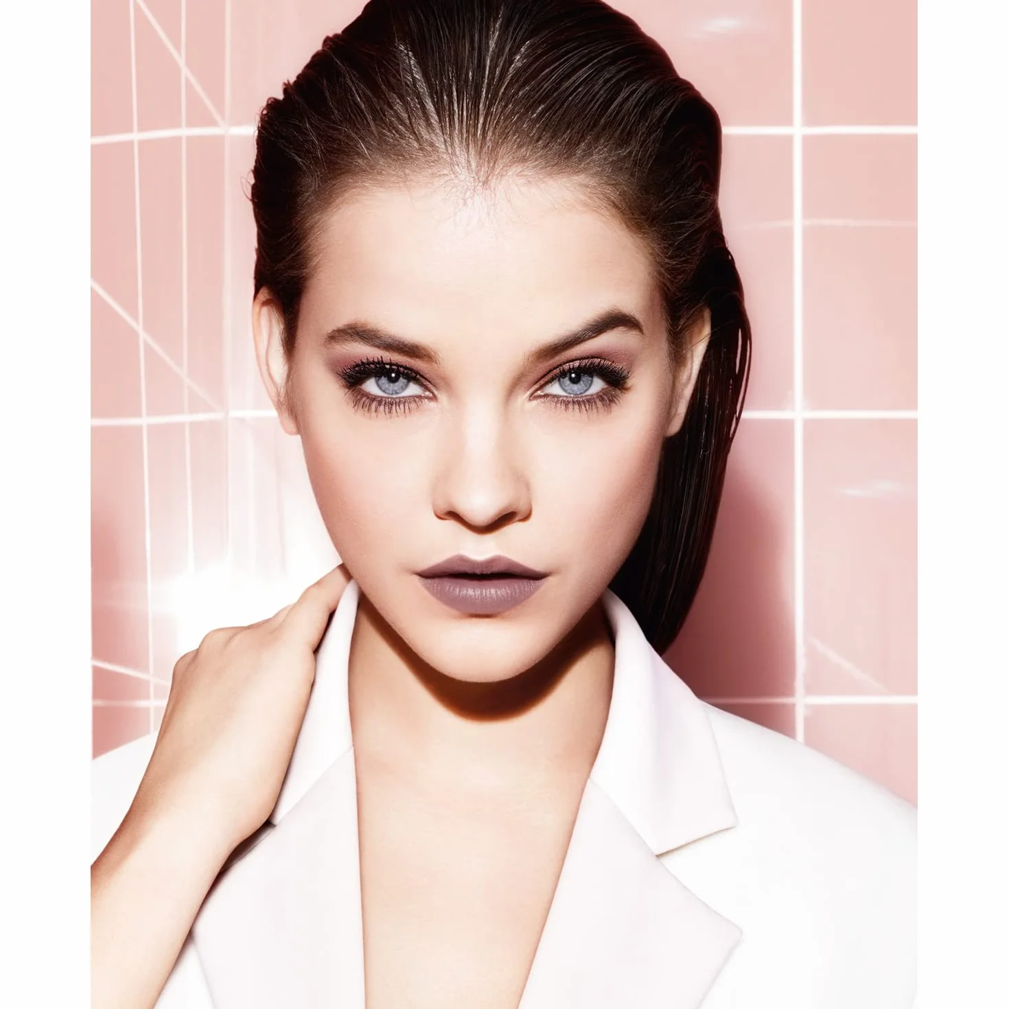 L'Oréal Paris Infaillible Matte Paint pomadka do ust nr 212 Nude-Ist, 1 opakowanie (1 x 8 g)