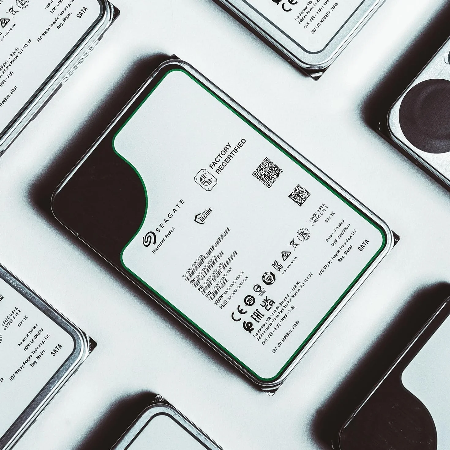 Dysk twardy wewnętrzny Seagate EXOS X24 24TB, 3,5 cala, SATA 3 Gbit/s, 512 MB, ST24000NM000C (odnowiony)