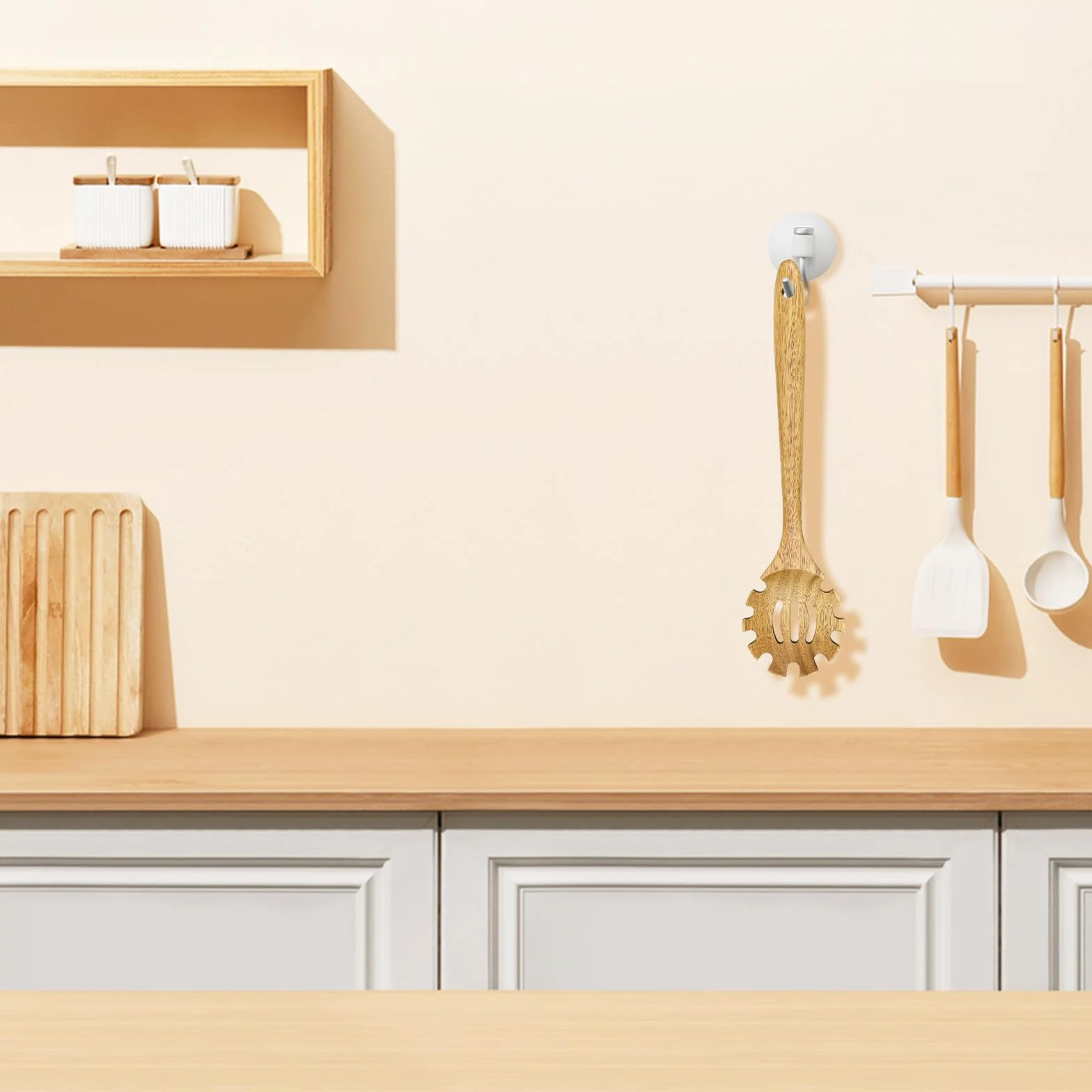 LINTRA Łyżka do makaronu 33 cm z zębami, drewniane szczypce do spaghetti