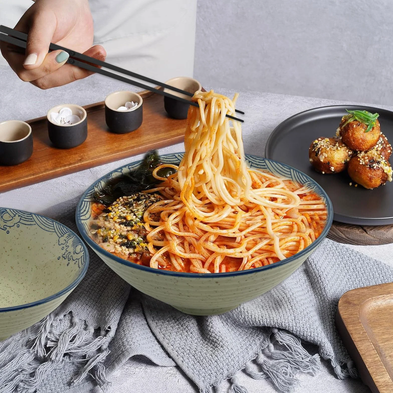 Ramen Ceramiczna Miska 2 x 1200 ml z Pałeczkami i Łyżeczkami - 2 Zestawy Japońskich Misek do Zupy