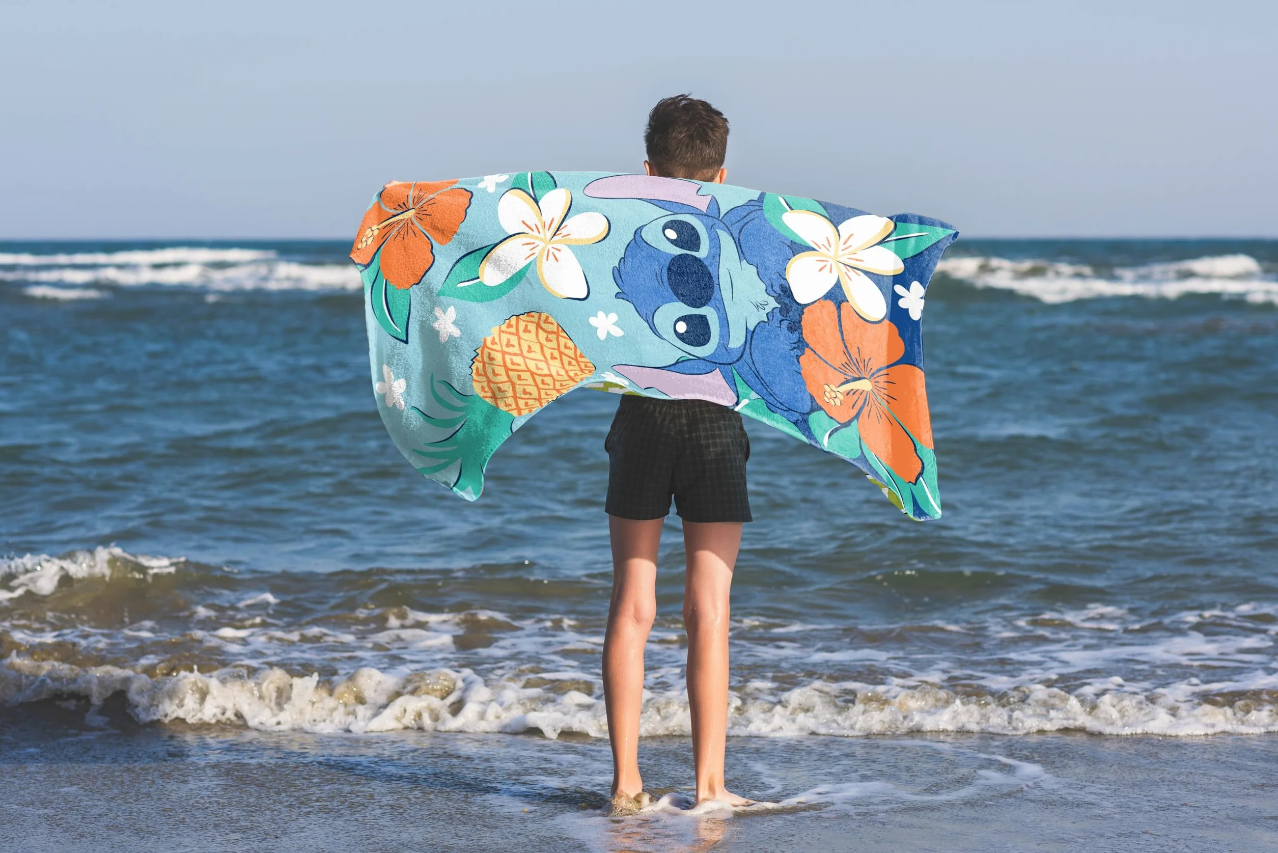 Jay Franco Kids Disney Lilo i Stitch 100% bawełniany ręcznik plażowy – 71 x 147 cm Super miękki ręcznik kąpielowy, basenowy i podróżny, oficjalny produkt licencjonowany, turkusowy