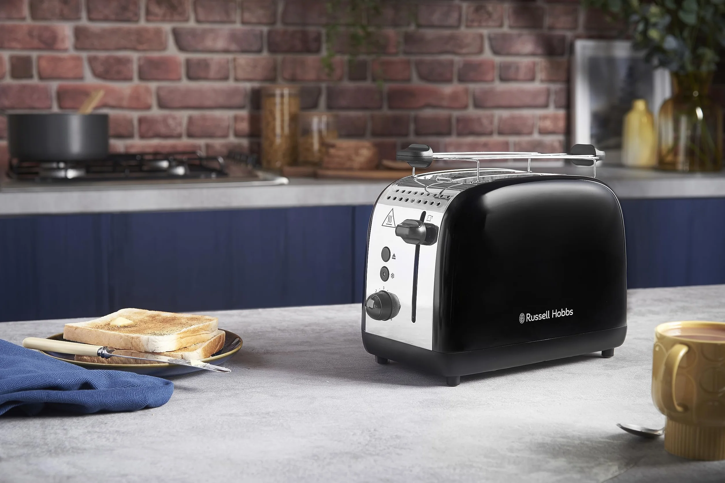 Russell Hobbs toster, na 2 kromki, bardzo szerokie szczeliny na tosty, nasadka do bułek, 6 ustawień opiekania, funkcja rozmrażania i Lift & Look, 1670W, stal nierdzewna, czarny, Colors Plus 26550-56