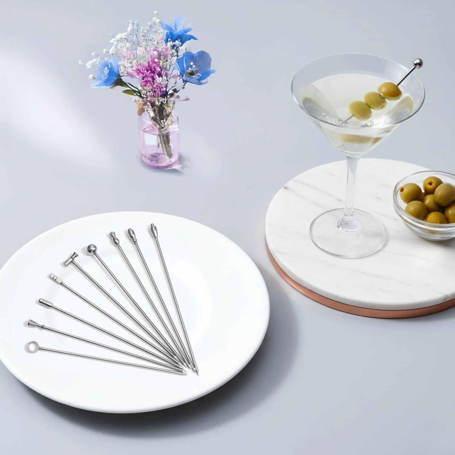 Metalowe wykałaczki koktajlowe Martini ze stali nierdzewnej 10,7 cm do oliwek - akcesoria barowe srebrne