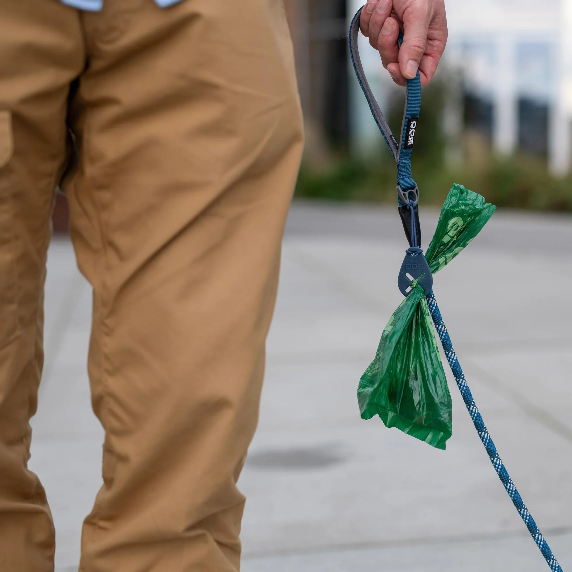 DOG Copenhagen Flexy uchwyt na worki na odchody dla psów, dzika róża