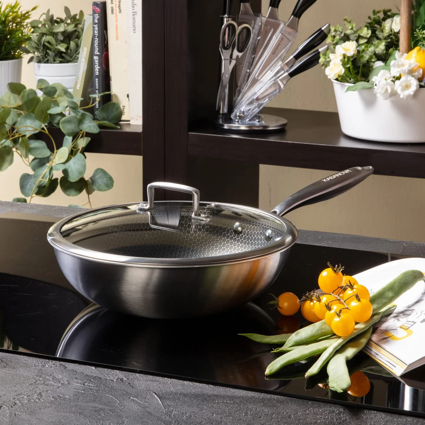 Wok trójwarstwowy 28 cm z pokrywą