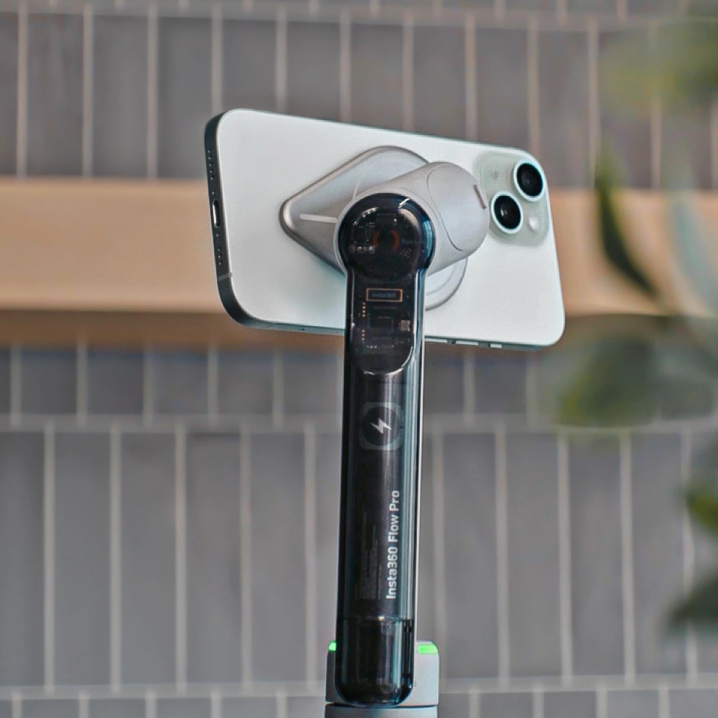 Insta360 Flow/Flow Pro magnetyczny uchwyt na telefon