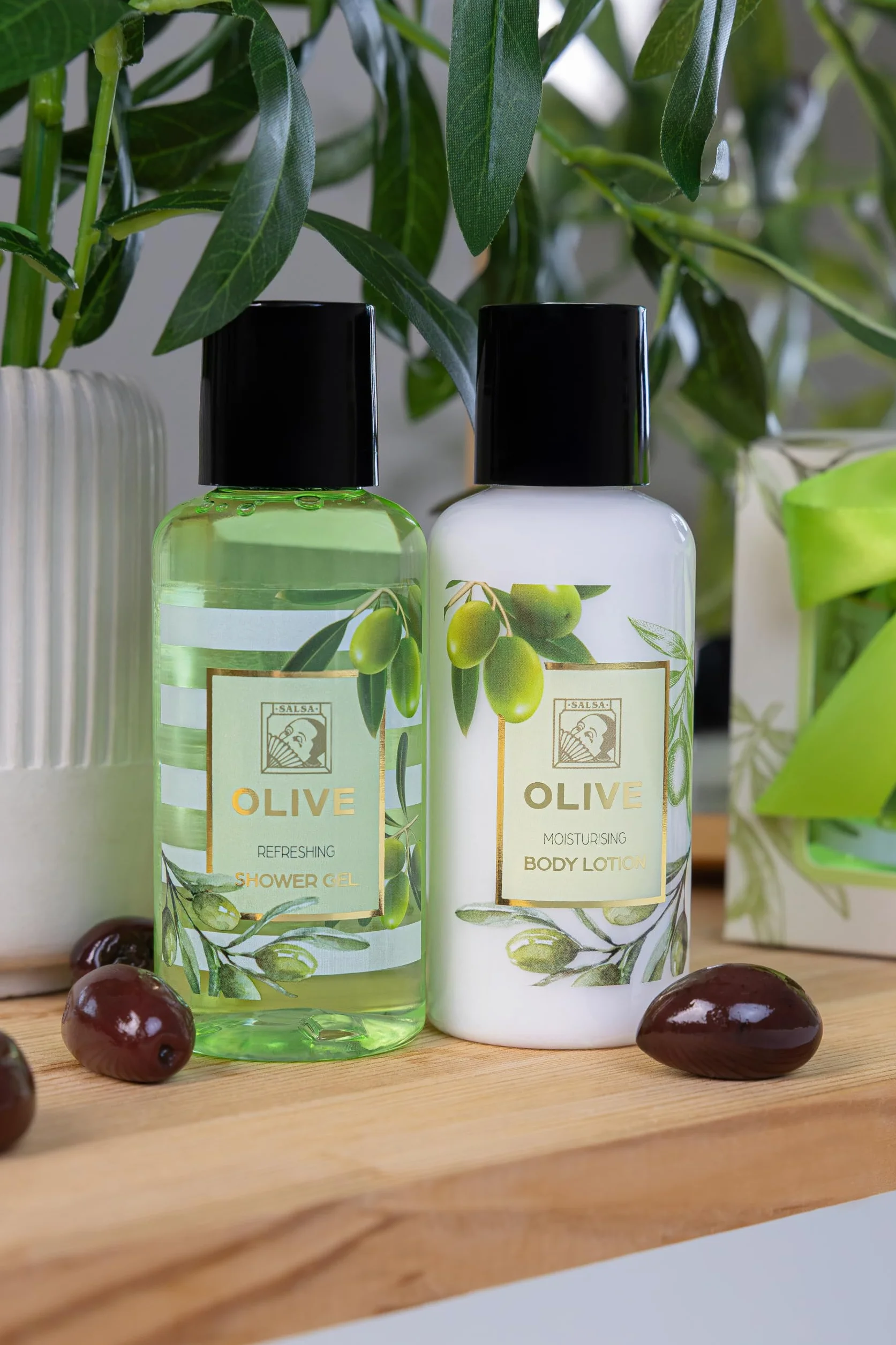 Accentra Zestaw prysznicowy OLIVE 2-częściowy żel pod prysznic balsam do ciała prezent wellness