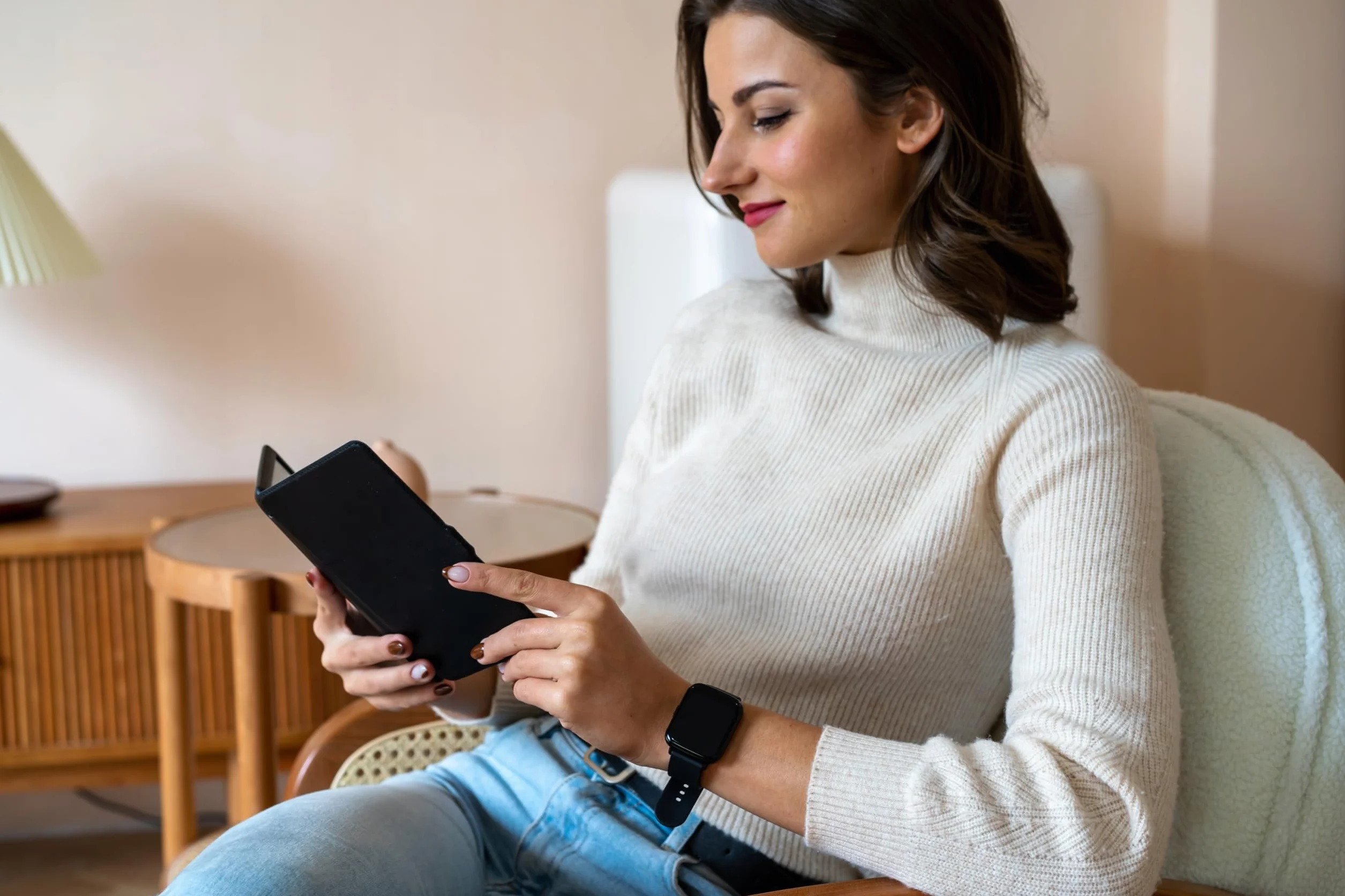 Czytnik e-book Bemi Cognita 2024: Ekran 6" E-Ink Carta, 8GB, microSD do 32GB, Obsługa PDF Reflow, Lekki i Poręczny - Bez Podświetlenia