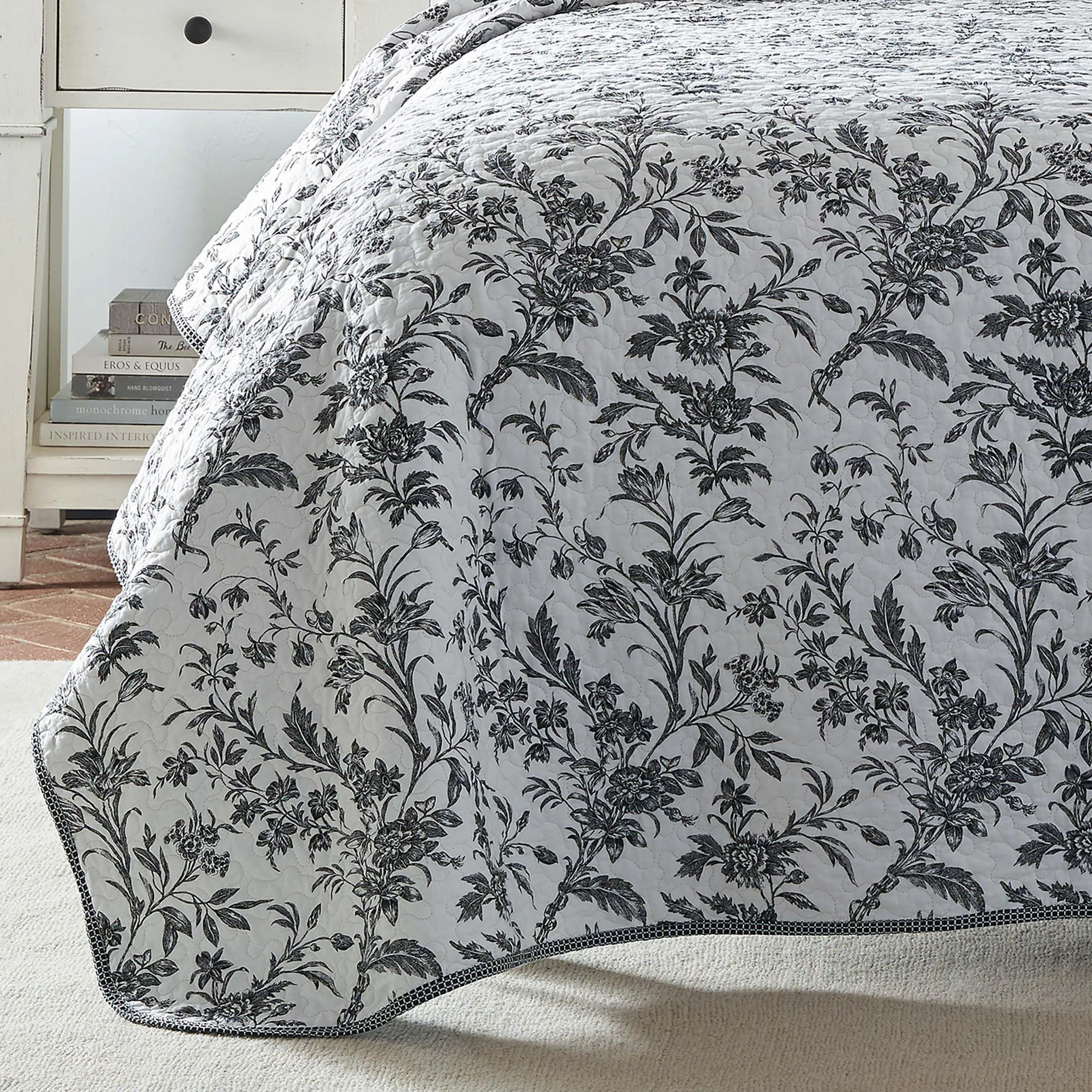Laura Ashley Bawełniana dwustronna pościel z poszewkami, kwiatowa, Amberley czarny/biały, podwójna