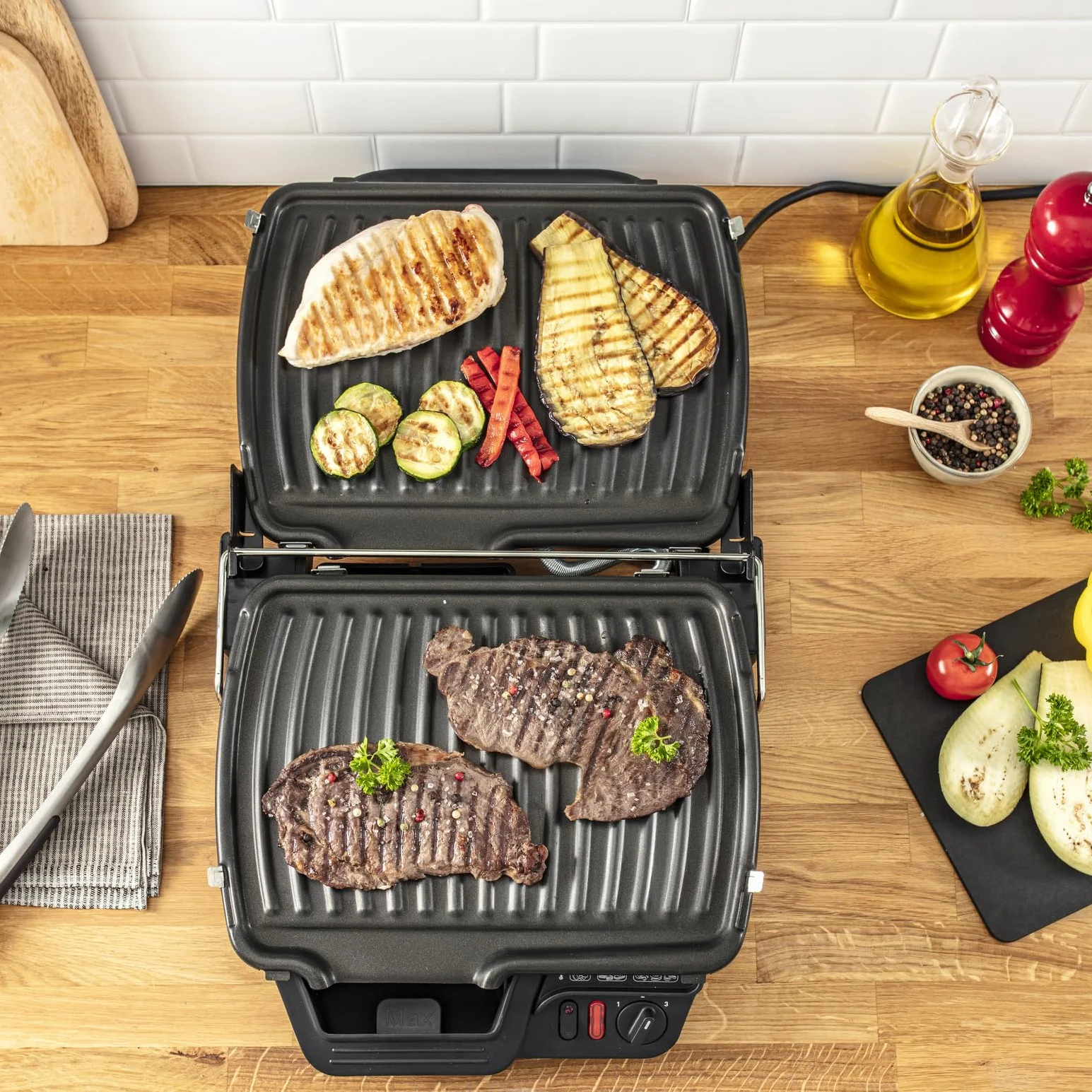 TEFAL GC3050 Ultra Compact Classic Grill Elektryczny, regulowany termostat, nieprzywierająca powłoka, srebrny