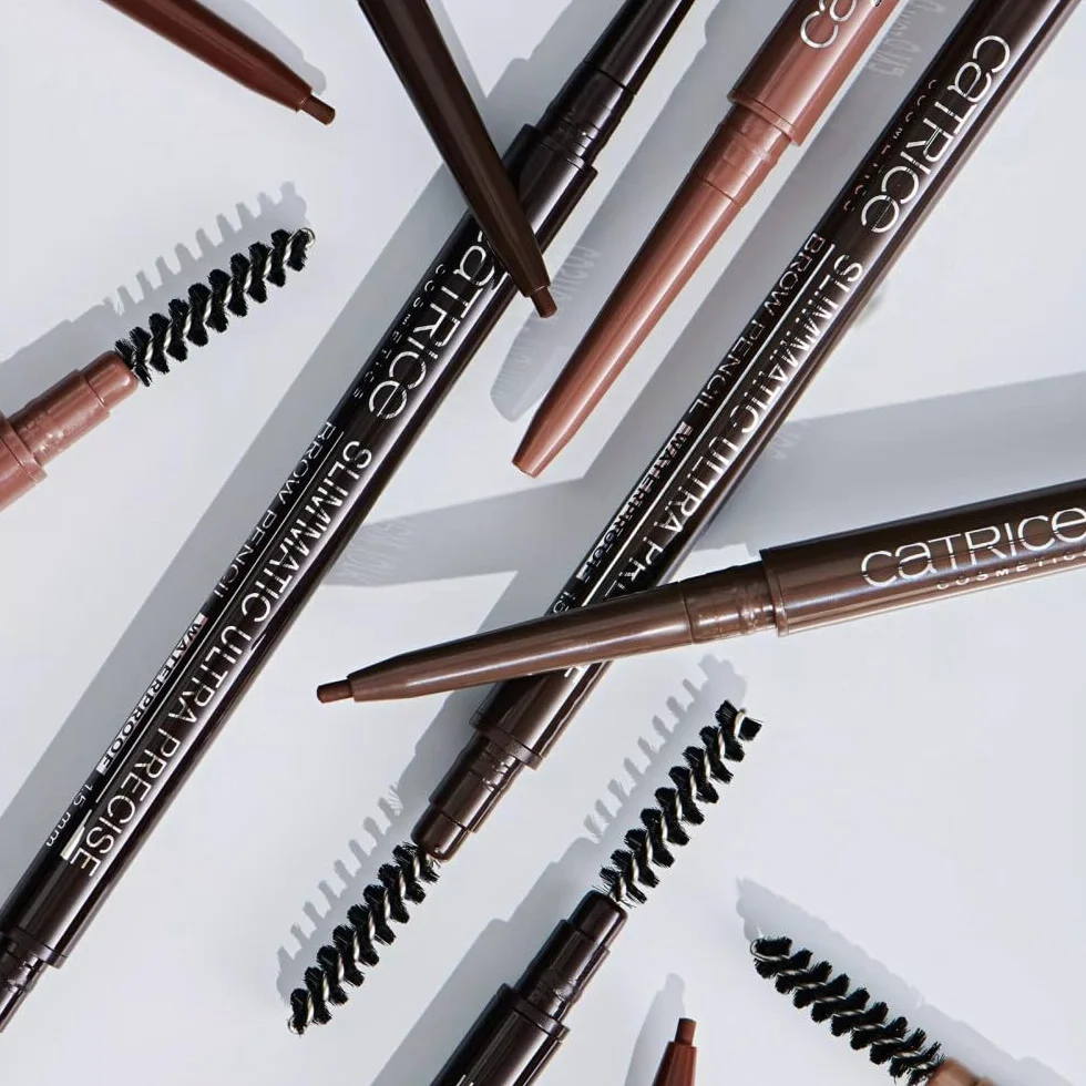 Catrice Wodoodporna kredka do brwi Slim'Matic Ultra Precise, długotrwały, konturowanie, matowy (0.05g)