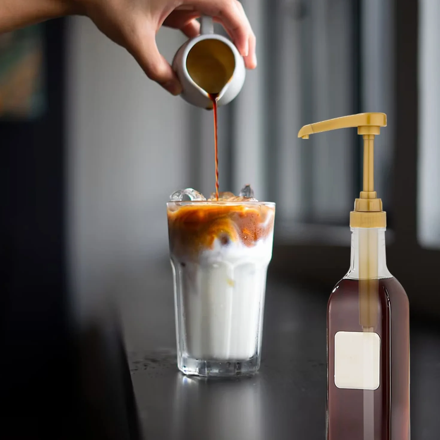 4 pompy do syropu kawowego, pasuje do większości butelek syropu 750 ml, złota pompa do syropu do kawy Dozownik syropu do kawy w domu butelka syropu do kawy, nie tonie