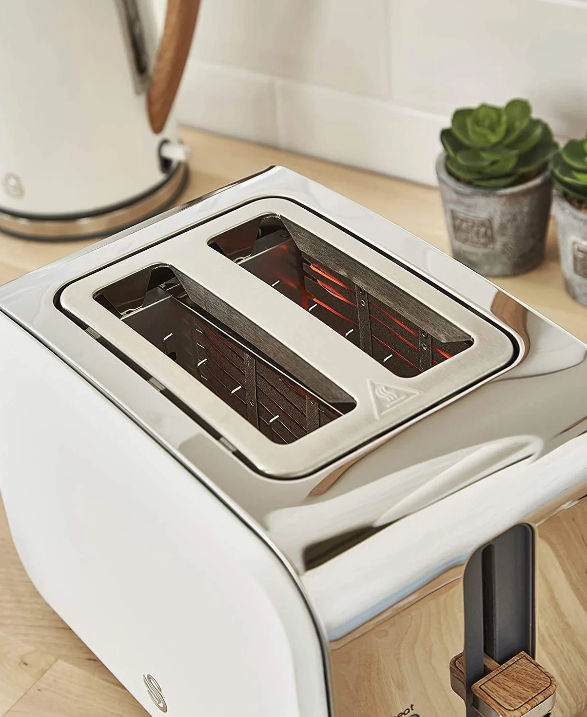Swan Nordic Set czajnik śniadaniowy bezprzewodowy 1,7 l 2200 W 2 kromki 3 funkcje biały