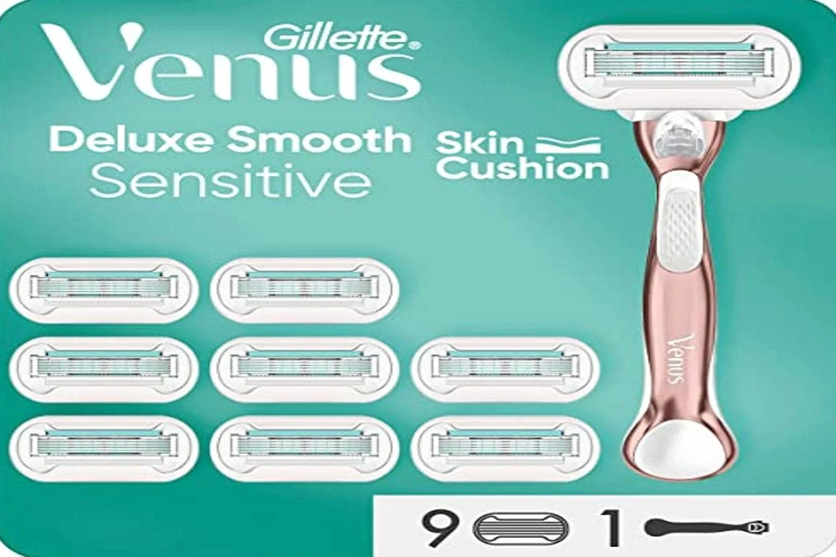 Gillette Venus Deluxe damska smooth sensitive, 1 uchwyt i 9 lampek damskich z 5 ostrzami, szybkie golenie, skuteczne i głębokie golenie, poduszka do skóry, pomysł na prezent
