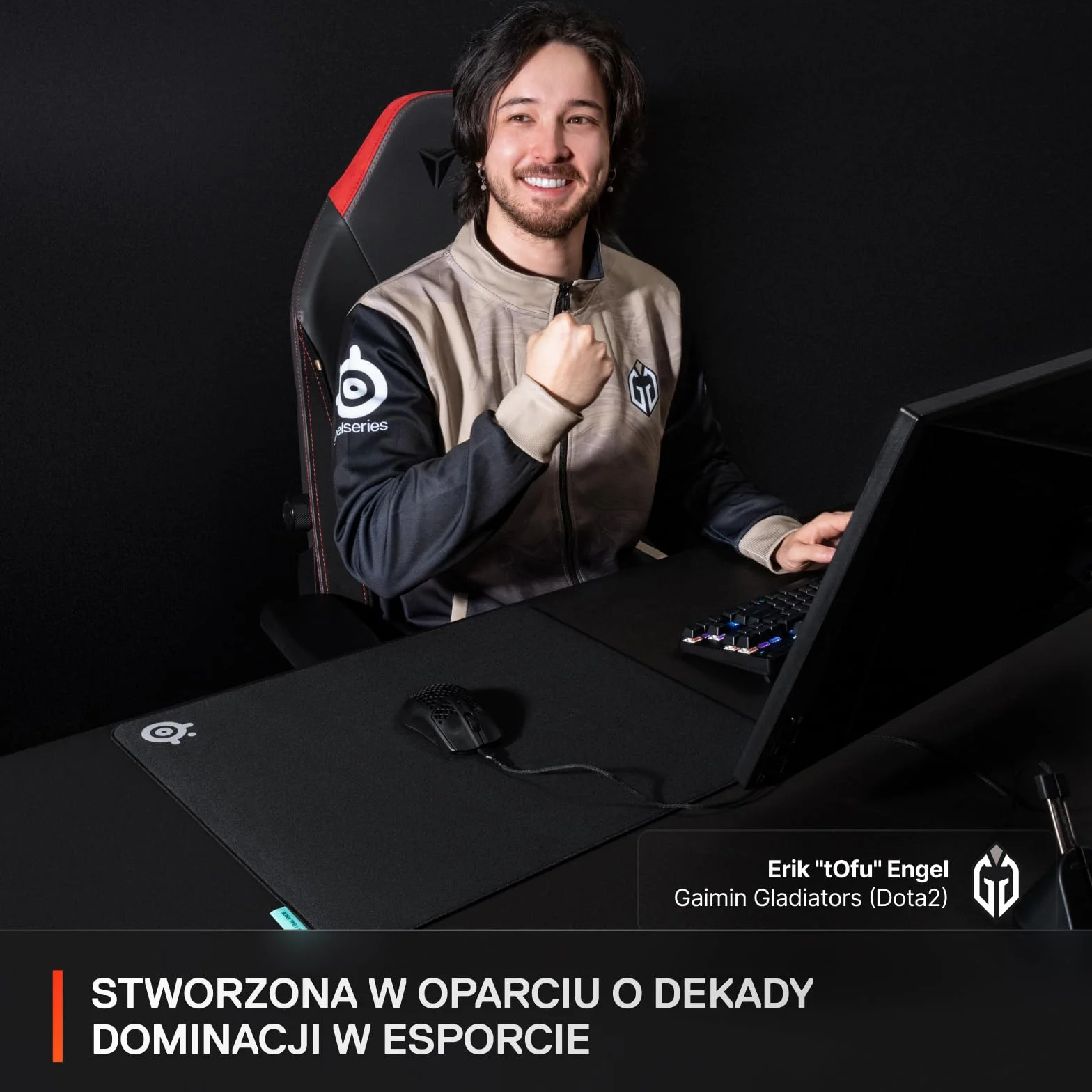 SteelSeries, podkładka QcK XL Performance Balance - Dod. gęstość dająca poślizg - Niskoprofilowe przeszycia krawędzi - Antypoślizgowa podstawa z neoprenu - Rozm. 900 x 400 mm - FPS, MOBA, RTS, MMO