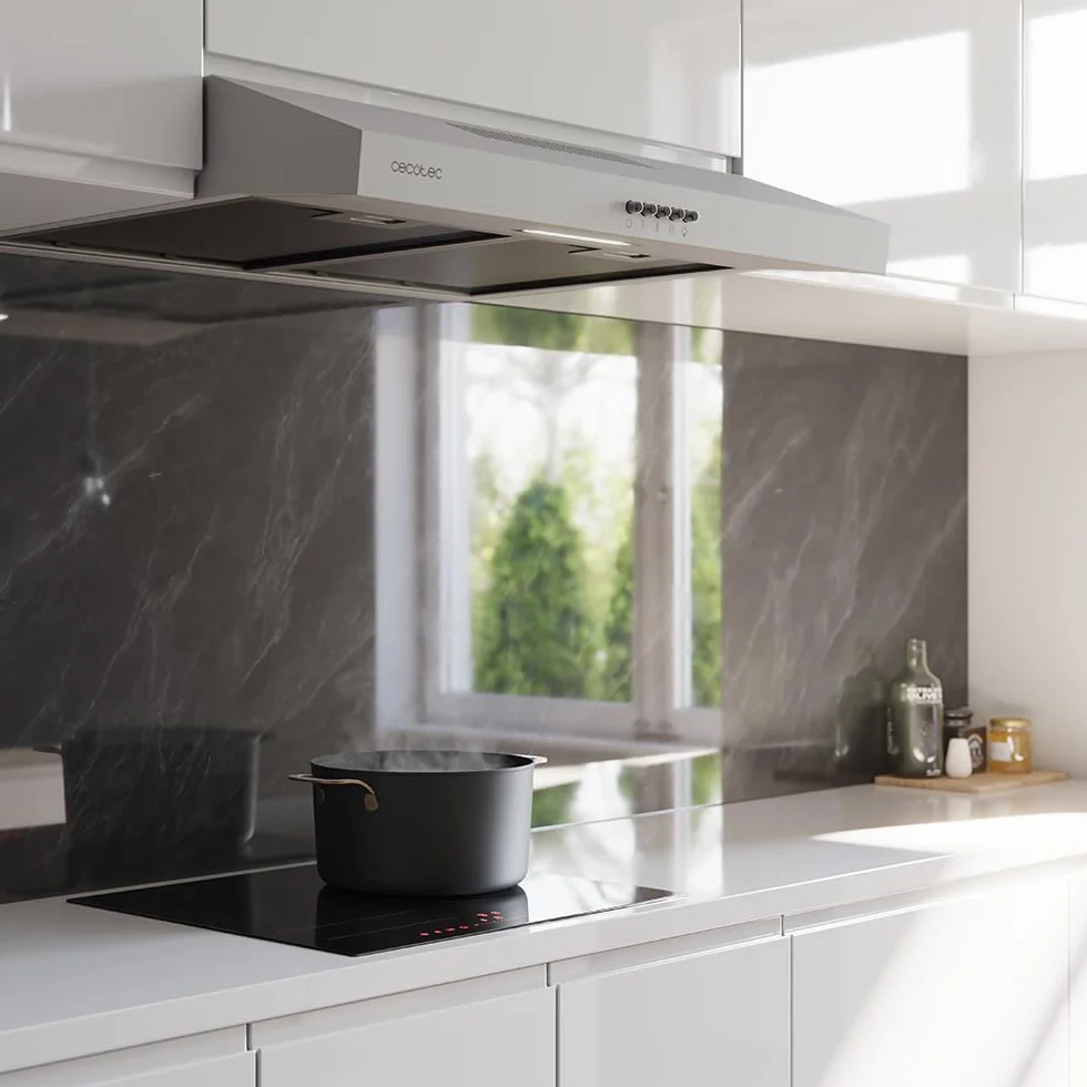 Cecotec 60 cm Szerokość Bolero Flux CM 602200 Inox B. Moc ssania 220m3/h, Silnik 70W, niskie zużycie energii, sterowanie mechaniczne, 3 poziomy mocy, Wykończenie ze stali nierdzewnej