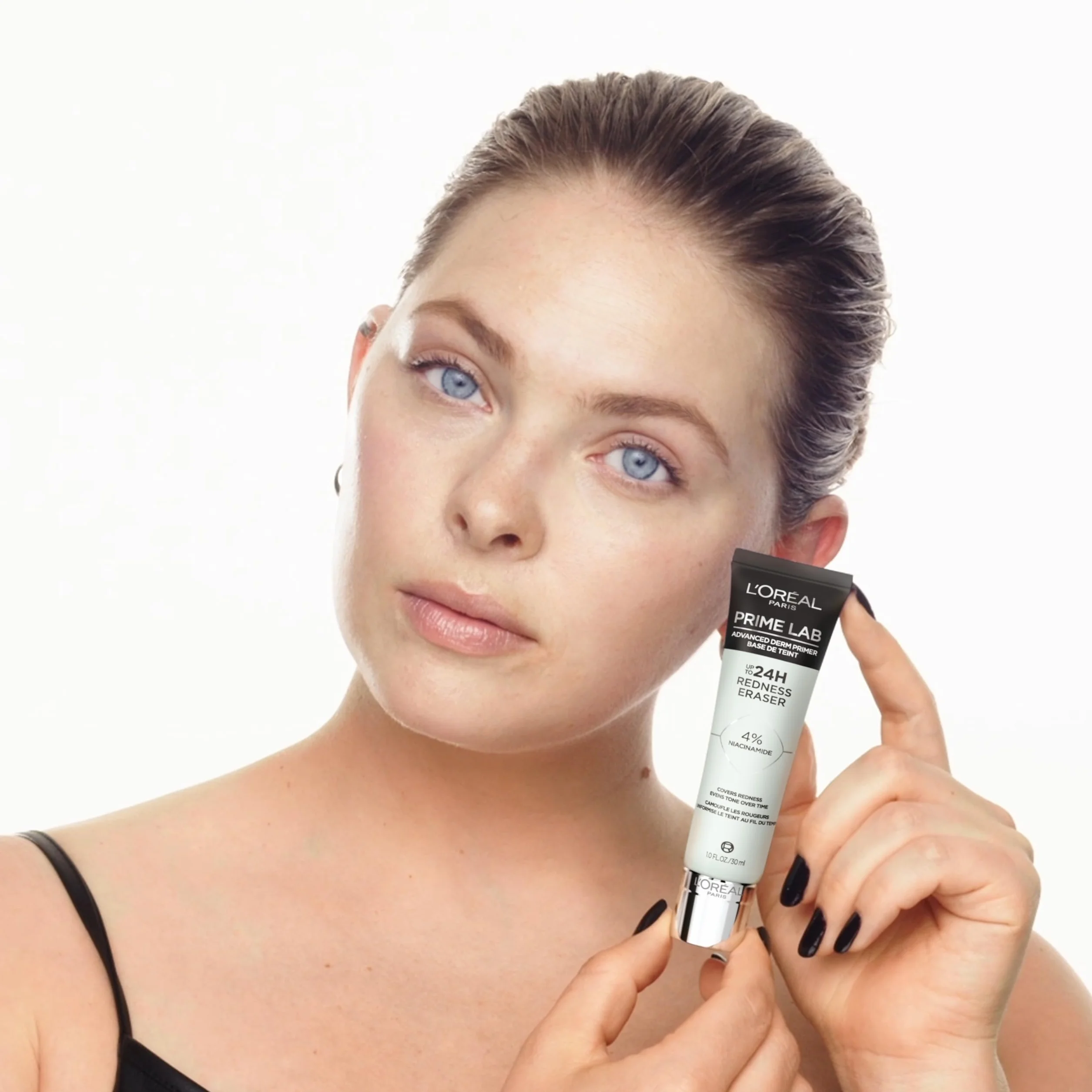 L'Oréal Paris - Długotrwała jednolita baza do pielęgnacji - utrwalenie makijażu 24H - Formuła 4% niacynamidu - Jasna skóra - Prime Lab Redness Eraser - 30 ml
