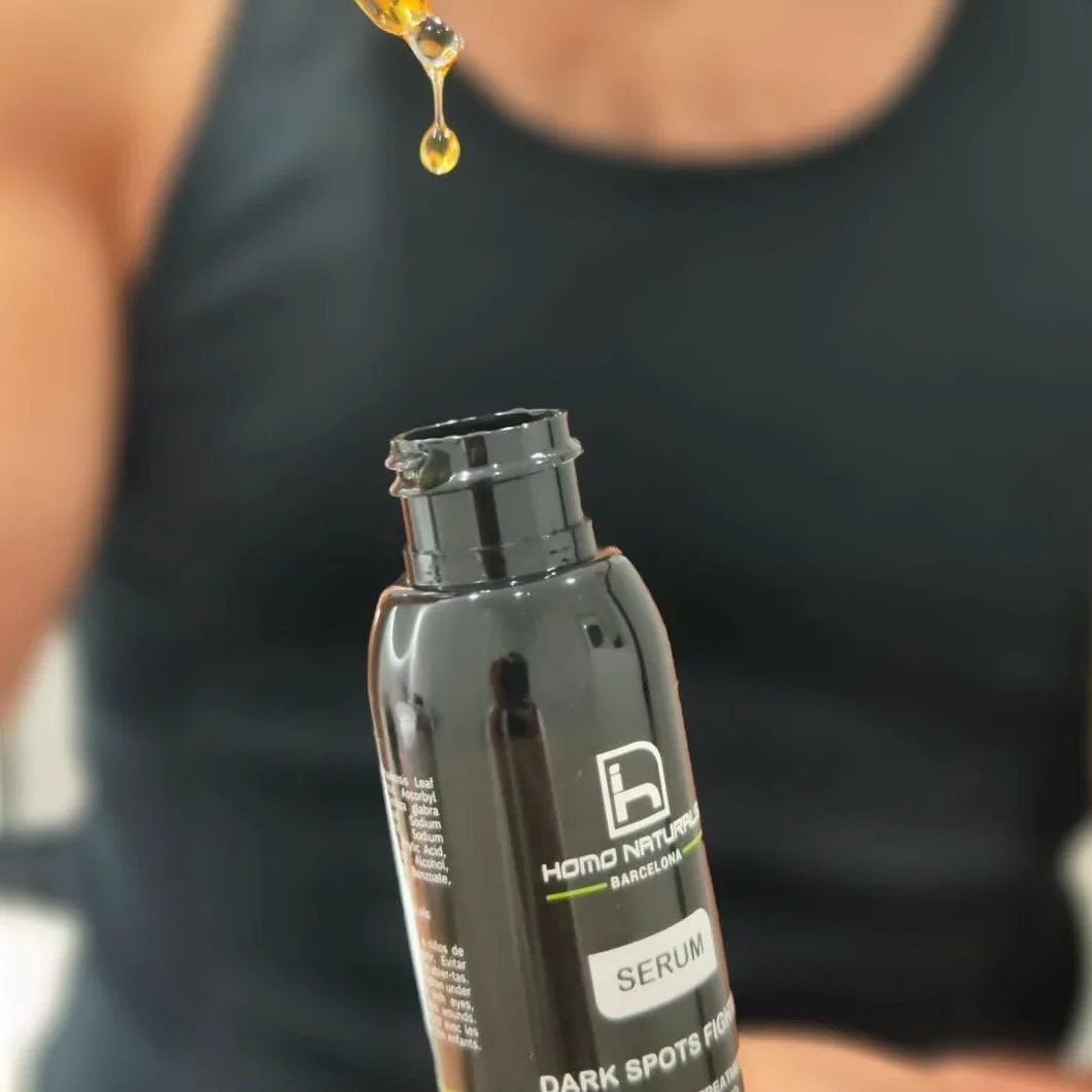 Homo Naturals Męskie serum Przeciwstarzeniowe i przeciw plamom - Krem do twarzy z kwasem hialuronowym - Krem przeciw plamom dla mężczyzn - Przeciw starzeniu się i plamom - Certyfikowany Organiczny