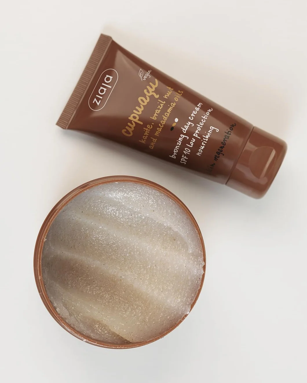 Ziaja - Cupuaçu Peeling do ciała z cukrem krystalicznym