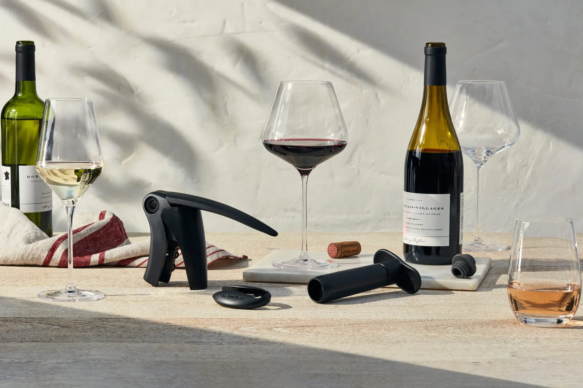 Le Creuset Akcesoria do wina metalowa pompa do wina i 3 stopery, czarny nikiel