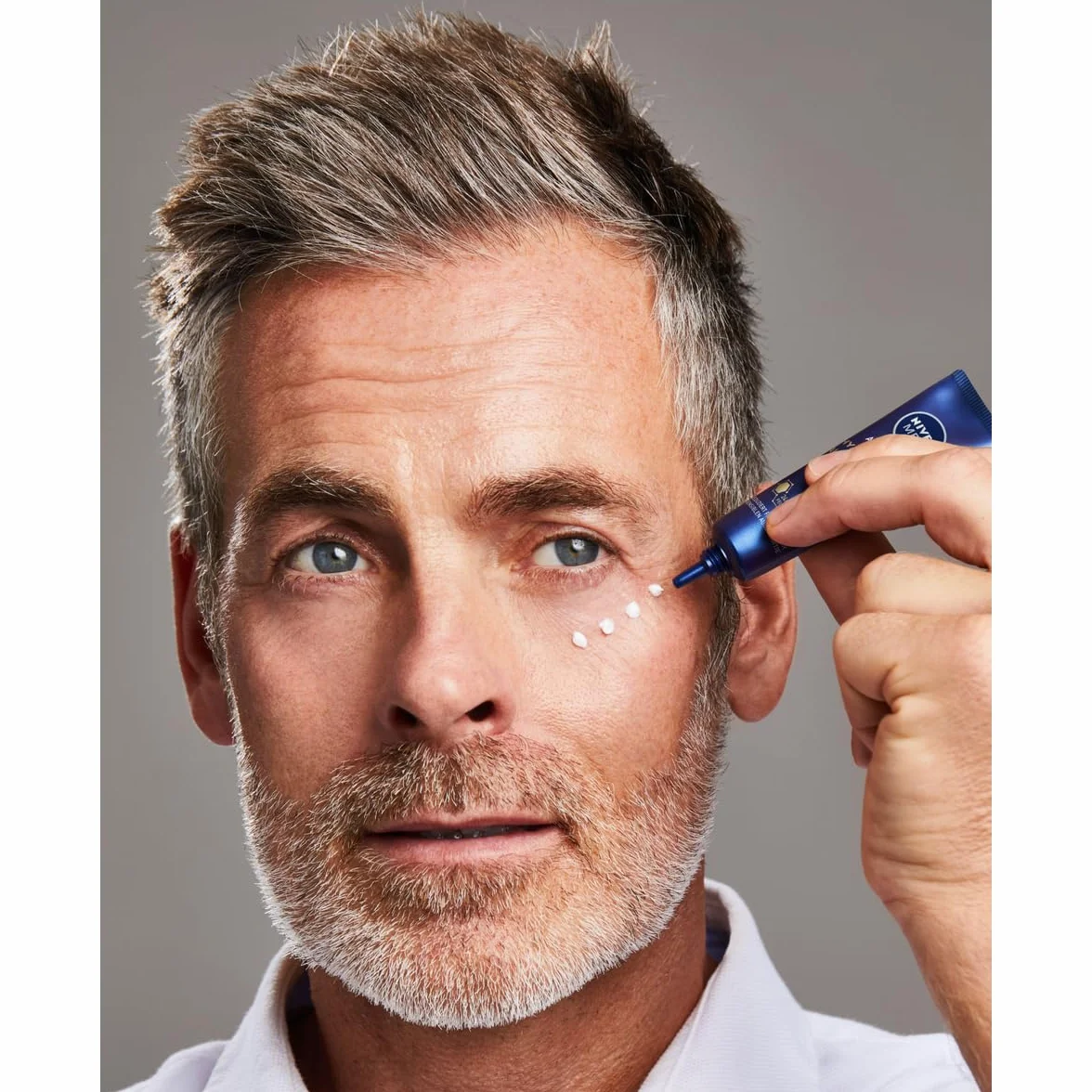 NIVEA MEN Hyaluron Przeciwzmarszczkowy krem nawilżający pod oczy dla mężczyzn z kwasem hialuronowym, 15 ml